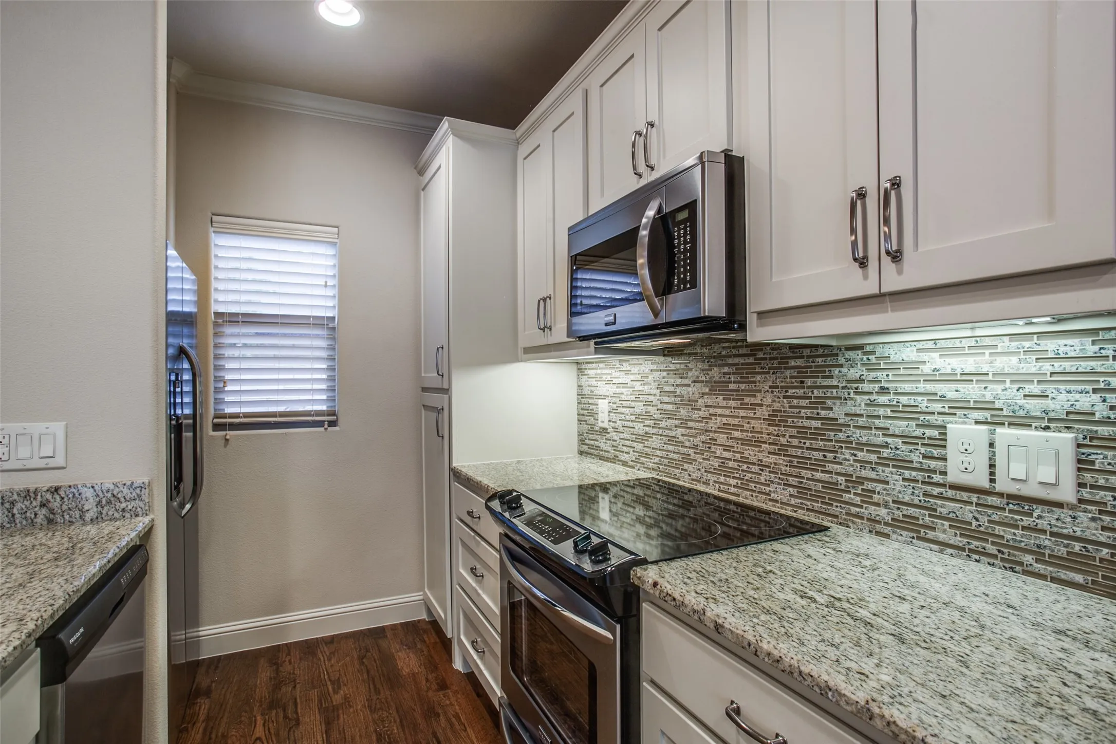 Townhouse For Rent in Dallas County , 6136 Oram Street 2, Dallas, Texas 75206, 2 Bedroom, 3 Bathroom, 2 Garage spaces, 1,579 Sqft, built in 2014, mls#21364310, Real Estate Agent in Dallas, Homes For Rent in Dallas county, Homes For Rent in Dallas, Realtor in Dallas Texas, Real Estate Brokerage Independent Realty Texas, Luminita Cordes Realtor