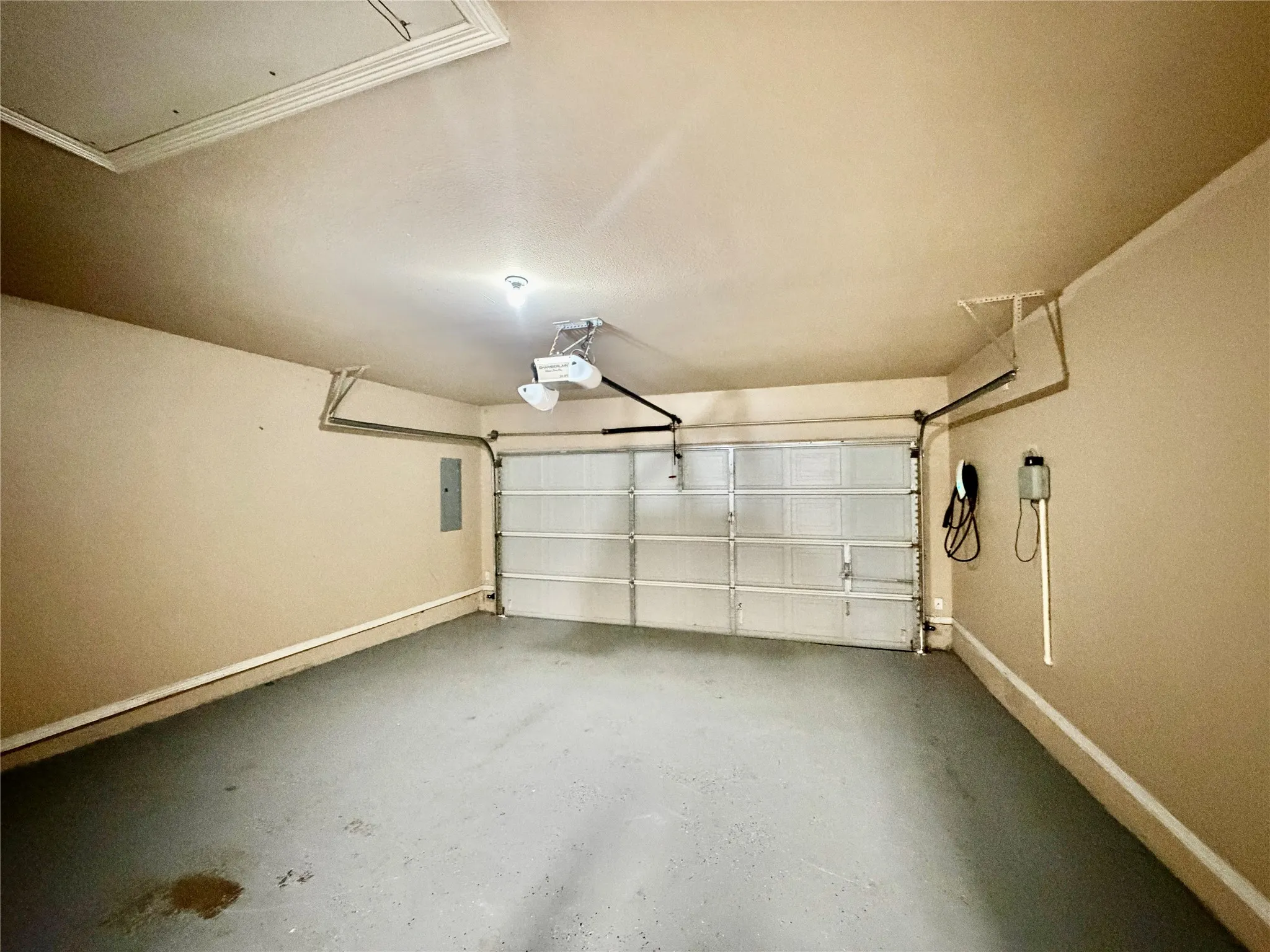 Single Family Residence For Rent in Dallas County , 3720 Prague Mews, Dallas, Texas 75236, 3 Bedroom, 2 Bathroom, 2 Garage spaces, 1,712 Sqft, built in 2007, mls#21364309, Real Estate Agent in Dallas, Homes For Rent in Dallas county, Homes For Rent in Dallas, Realtor in Dallas Texas, Real Estate Brokerage Independent Realty Texas, Luminita Cordes Realtor