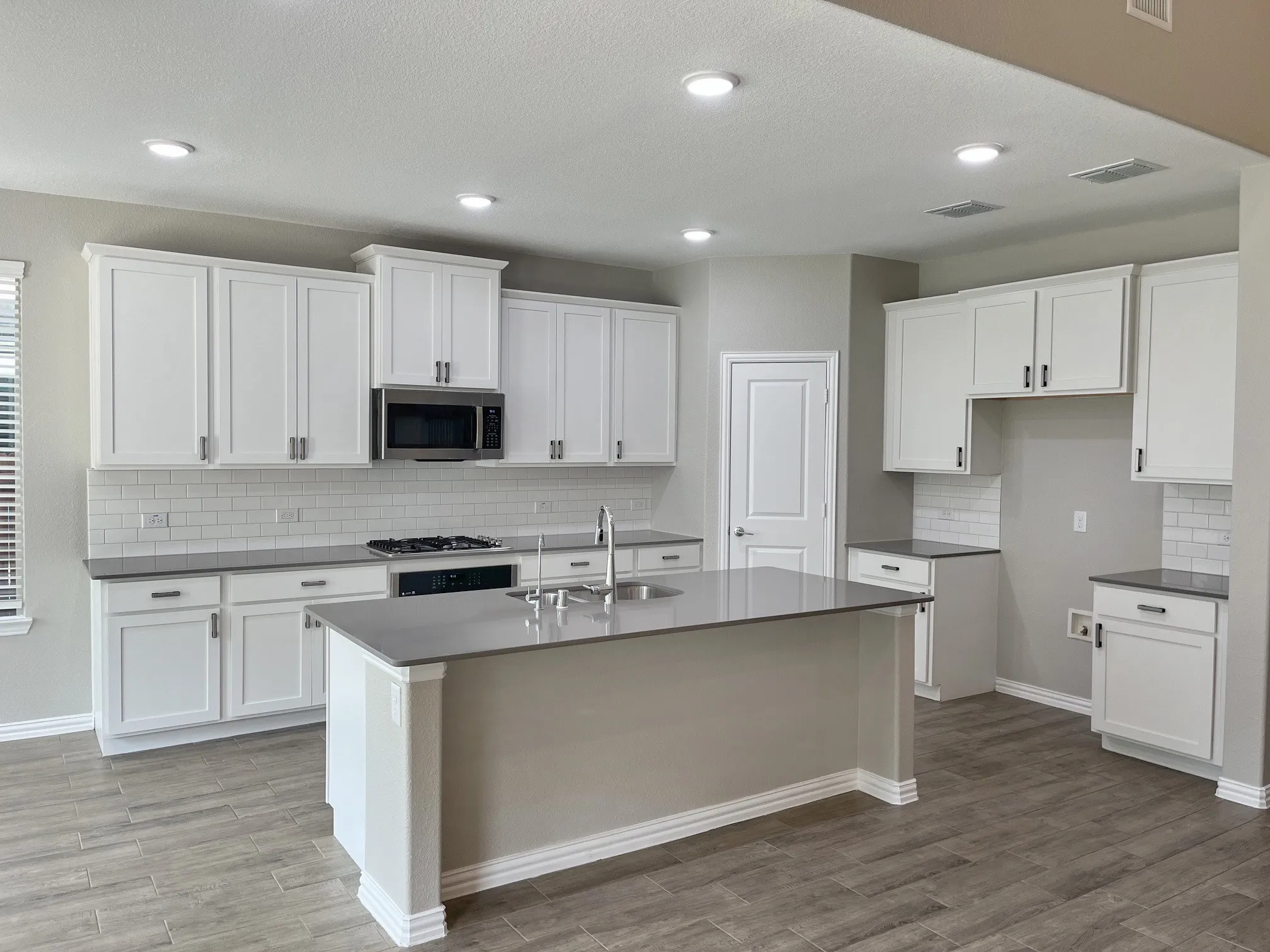 Single Family Residence For Sale in Collin County , 3513 Red Cardinal Court, Mc Kinney, Texas 75071, 4 Bedroom, 4 Bathroom, 2 Garage spaces, 3,098 Sqft, built in 2022, mls#21364218, Real Estate Agent in Mc Kinney, Homes For Sale in Collin county, Homes For Sale in Mc Kinney, Realtor in Mc Kinney Texas, Real Estate Brokerage Independent Realty Texas, Luminita Cordes Realtor