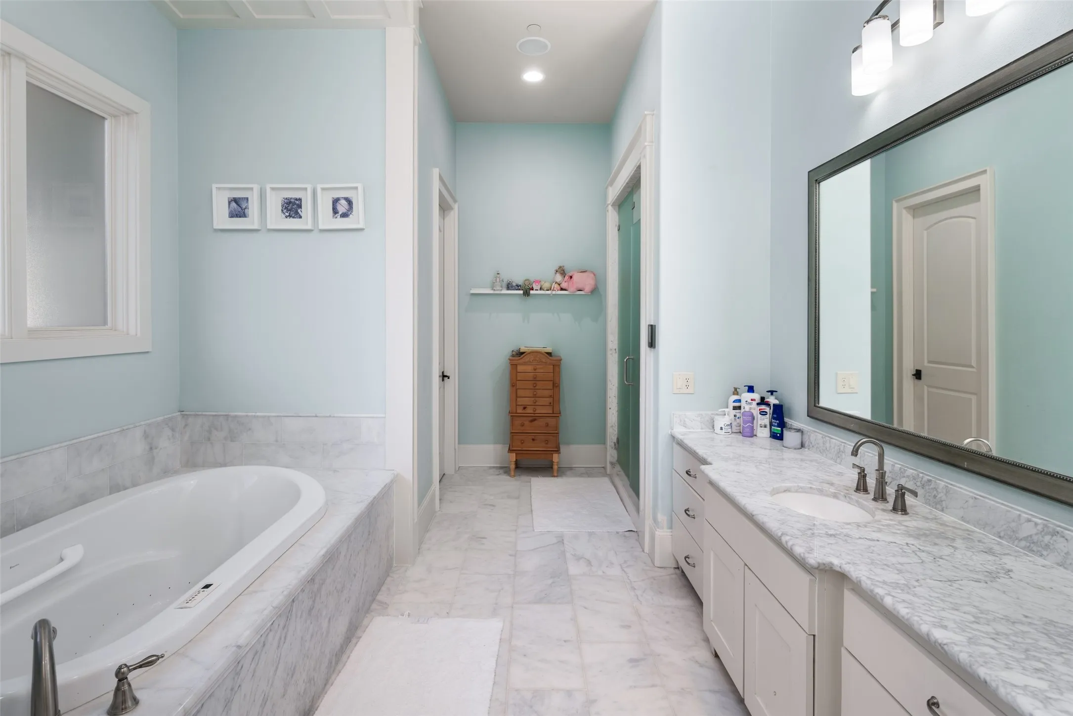 Single Family Residence For Sale in Collin County , 6 Wimbledon Court, Frisco, Texas 75034, 5 Bedroom, 8 Bathroom, 11 Garage spaces, 6,759 Sqft, built in 2008, Price $6,500,000, mls#21362366, Real Estate Agent in Frisco, Homes For Sale in Collin county, Homes For Sale in Frisco, Realtor in Frisco Texas, Real Estate Brokerage Independent Realty Texas, Luminita Cordes Realtor