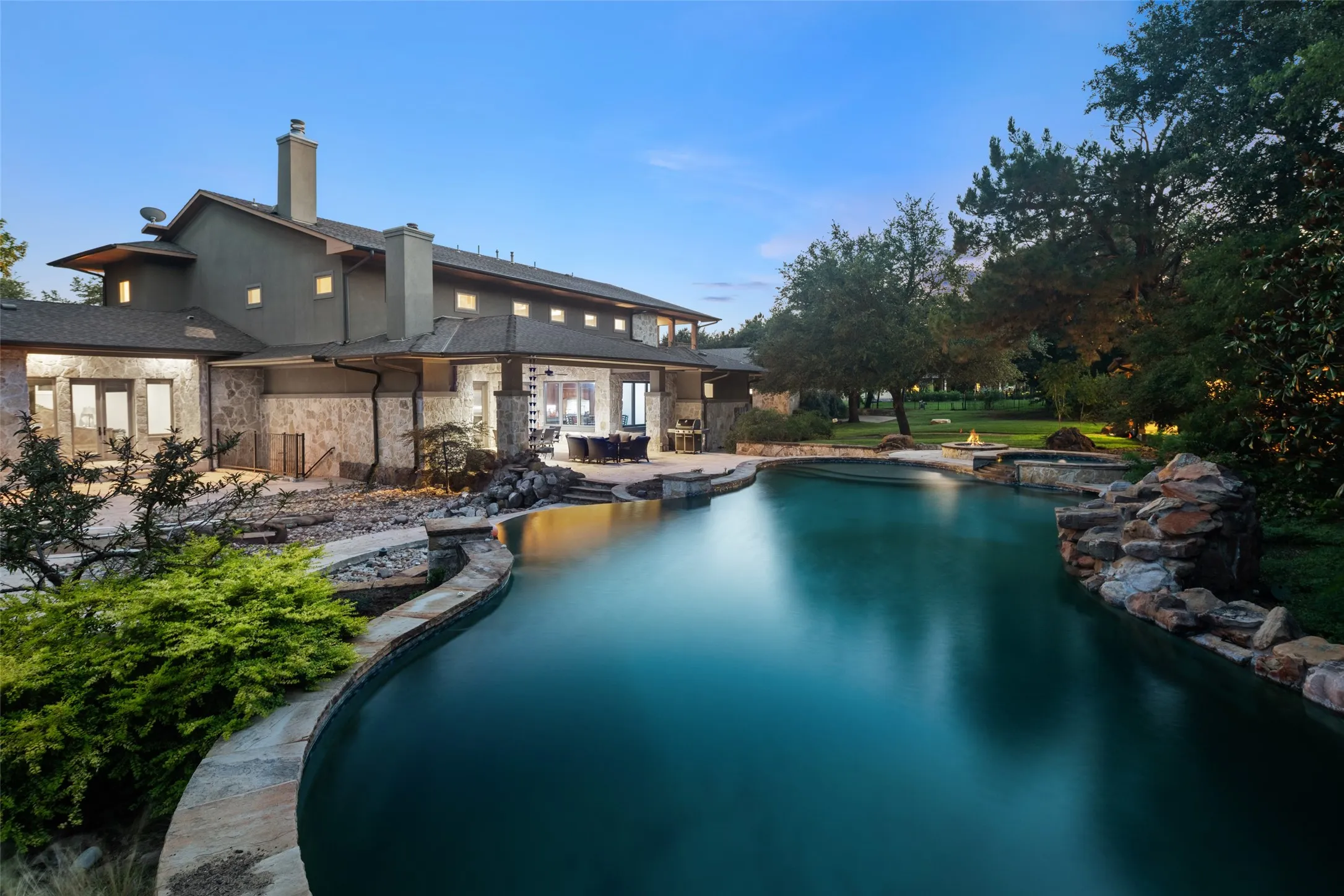 Single Family Residence For Sale in Collin County , 6 Wimbledon Court, Frisco, Texas 75034, 5 Bedroom, 8 Bathroom, 11 Garage spaces, 6,759 Sqft, built in 2008, Price $6,500,000, mls#21362366, Real Estate Agent in Frisco, Homes For Sale in Collin county, Homes For Sale in Frisco, Realtor in Frisco Texas, Real Estate Brokerage Independent Realty Texas, Luminita Cordes Realtor