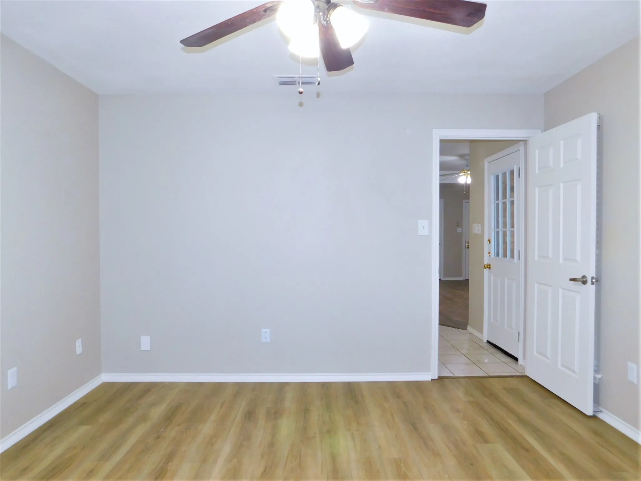 Duplex For Rent in Collin County , 8865 Camfield Way, Frisco, Texas 75033, 3 Bedroom, 2 Bathroom, Garage spaces, 1,287 Sqft, built in 1983, mls#21364316, Real Estate Agent in Frisco, Homes For Rent in Collin county, Homes For Rent in Frisco, Realtor in Frisco Texas, Real Estate Brokerage Independent Realty Texas, Luminita Cordes Realtor