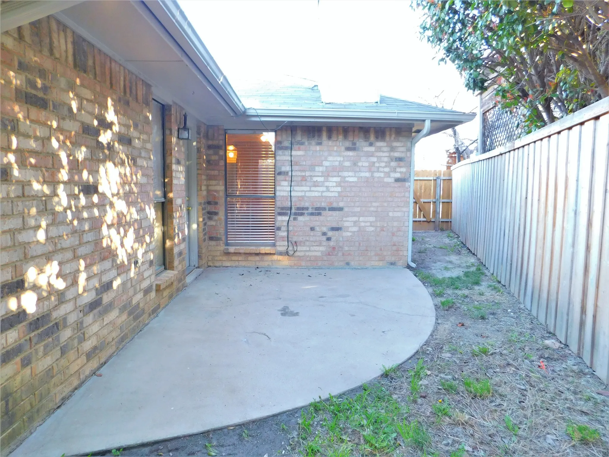 Duplex For Rent in Collin County , 8865 Camfield Way, Frisco, Texas 75033, 3 Bedroom, 2 Bathroom, Garage spaces, 1,287 Sqft, built in 1983, mls#21364316, Real Estate Agent in Frisco, Homes For Rent in Collin county, Homes For Rent in Frisco, Realtor in Frisco Texas, Real Estate Brokerage Independent Realty Texas, Luminita Cordes Realtor