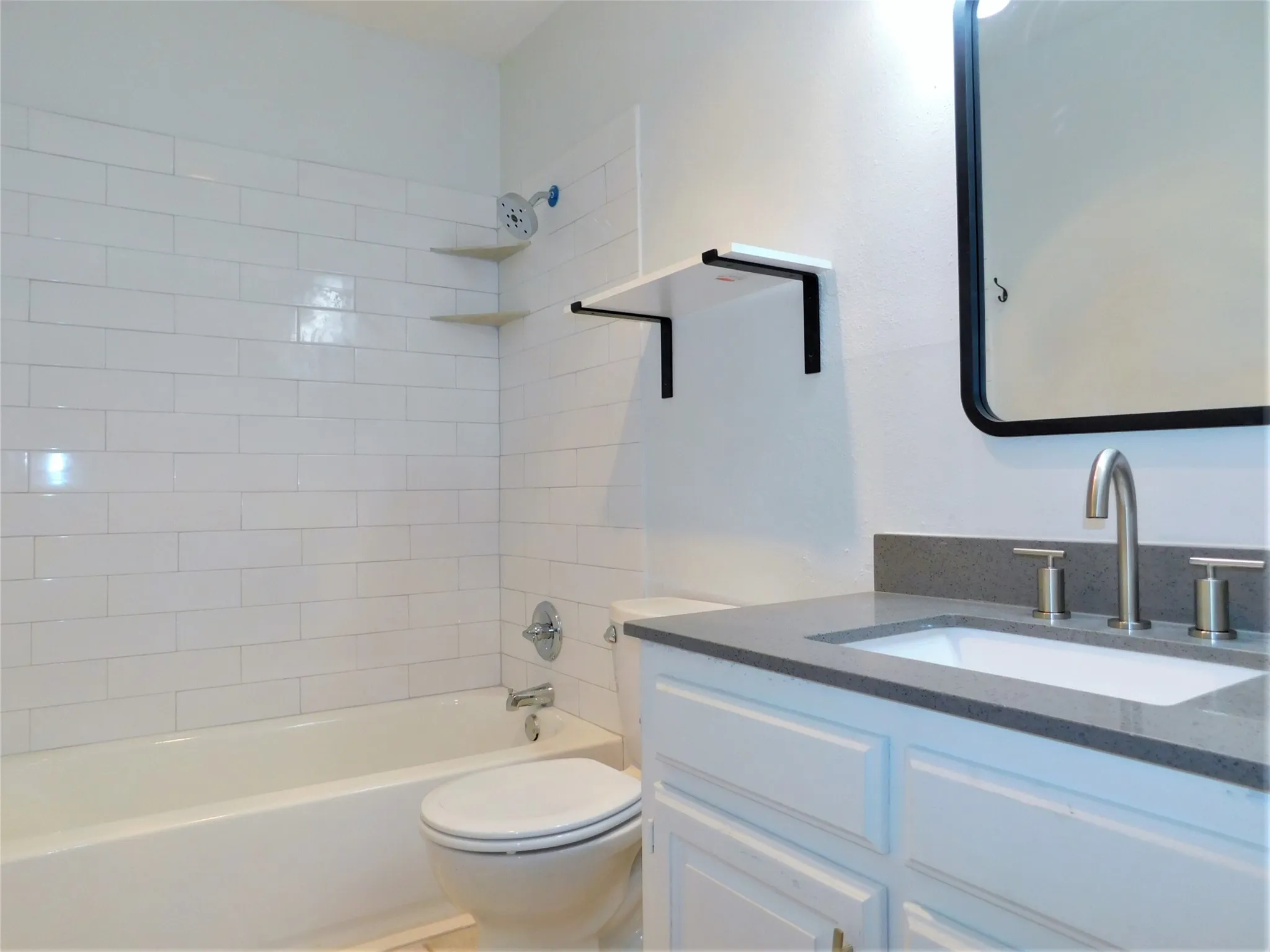 Duplex For Rent in Collin County , 8865 Camfield Way, Frisco, Texas 75033, 3 Bedroom, 2 Bathroom, Garage spaces, 1,287 Sqft, built in 1983, mls#21364316, Real Estate Agent in Frisco, Homes For Rent in Collin county, Homes For Rent in Frisco, Realtor in Frisco Texas, Real Estate Brokerage Independent Realty Texas, Luminita Cordes Realtor