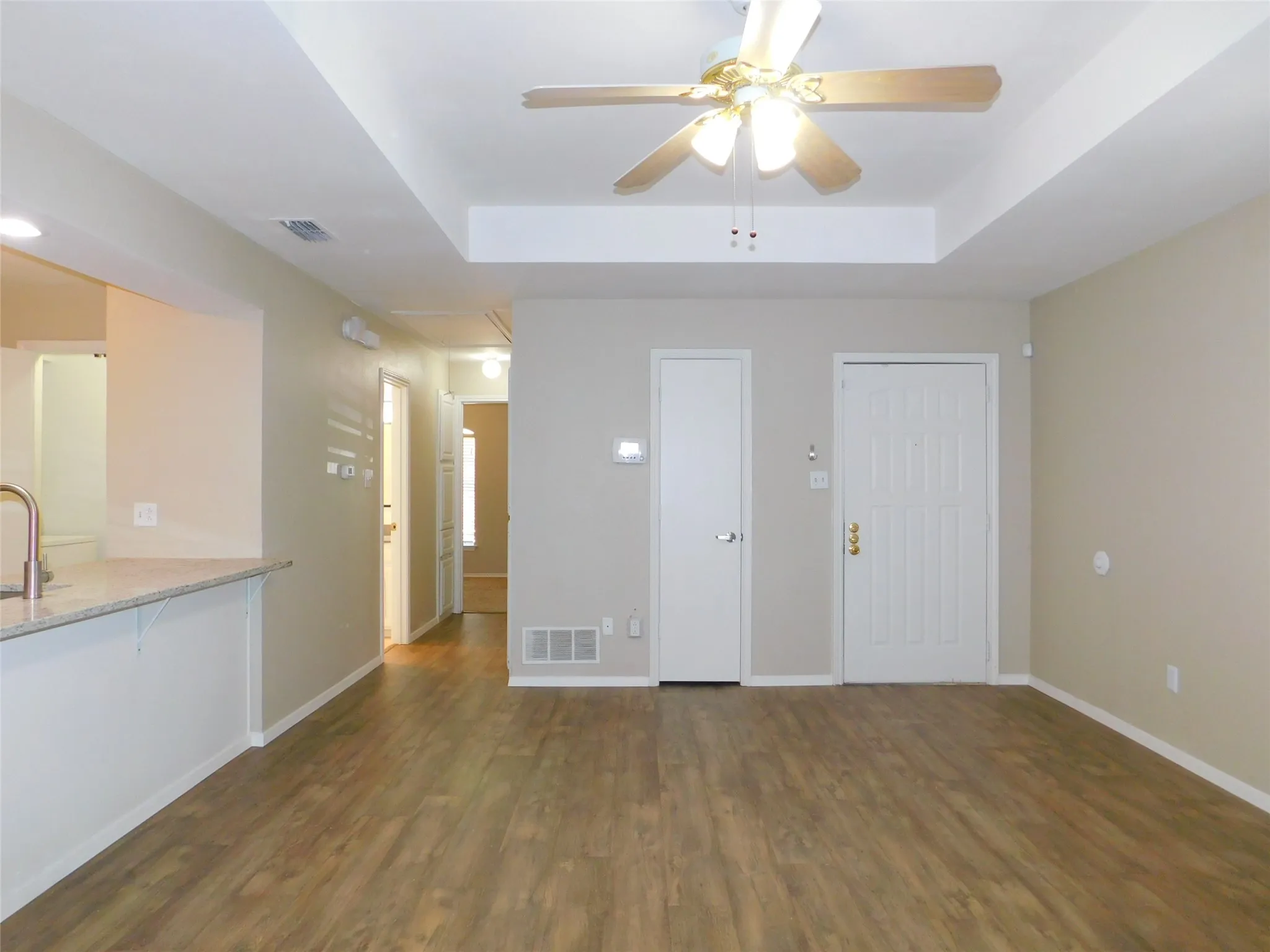 Duplex For Rent in Collin County , 8865 Camfield Way, Frisco, Texas 75033, 3 Bedroom, 2 Bathroom, Garage spaces, 1,287 Sqft, built in 1983, mls#21364316, Real Estate Agent in Frisco, Homes For Rent in Collin county, Homes For Rent in Frisco, Realtor in Frisco Texas, Real Estate Brokerage Independent Realty Texas, Luminita Cordes Realtor
