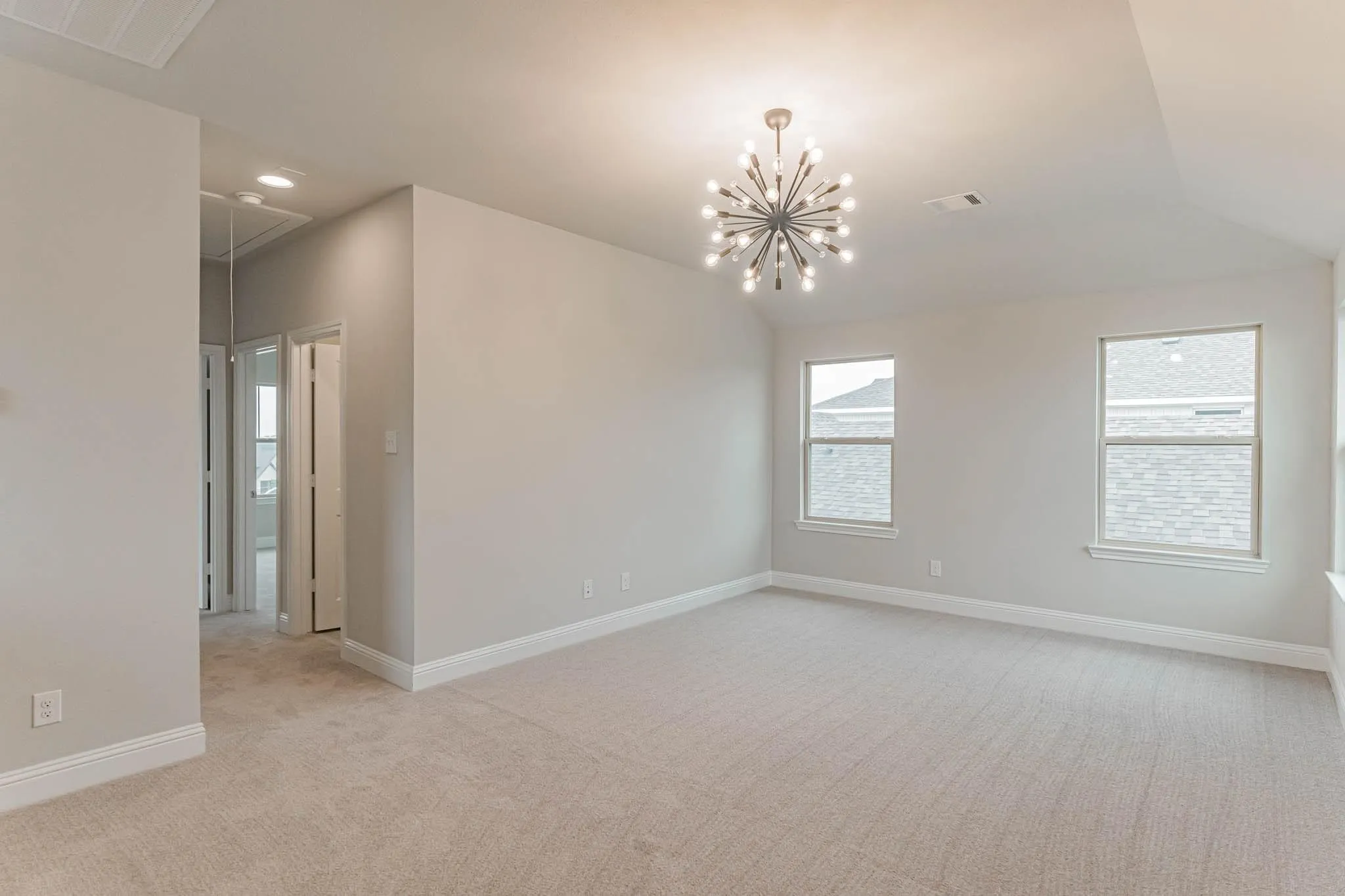 Single Family Residence For Rent in Tarrant County , 933 Carnation Drive, Crowley, Texas 76036, 3 Bedroom, 3 Bathroom, 2 Garage spaces, 2,169 Sqft, built in 2023, mls#21364231, Real Estate Agent in Crowley, Homes For Rent in Tarrant county, Homes For Rent in Crowley, Realtor in Crowley Texas, Real Estate Brokerage Independent Realty Texas, Luminita Cordes Realtor