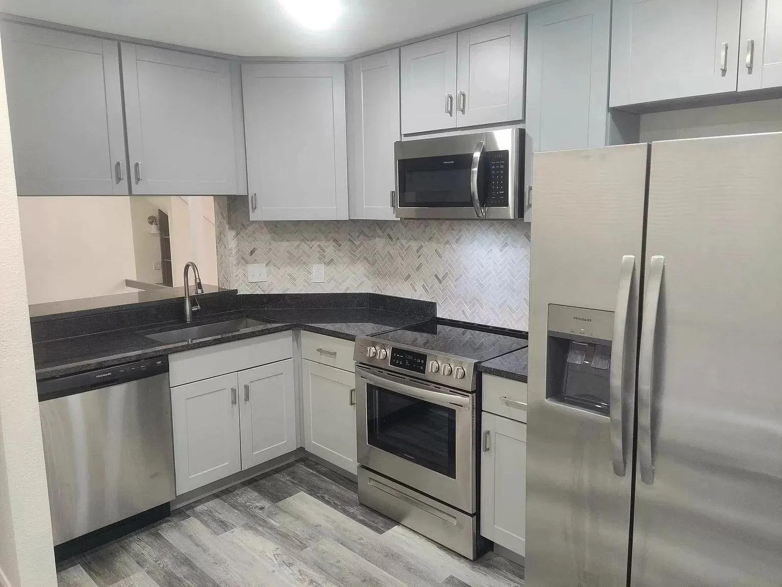 Condominium For Sale in Dallas County , 4217 Tierra, Irving, Texas 75038, 3 Bedroom, 3 Bathroom, 1 Garage spaces, 1,473 Sqft, built in 1984, mls#21364344, Real Estate Agent in Irving, Homes For Sale in Dallas county, Homes For Sale in Irving, Realtor in Irving Texas, Real Estate Brokerage Independent Realty Texas, Luminita Cordes Realtor