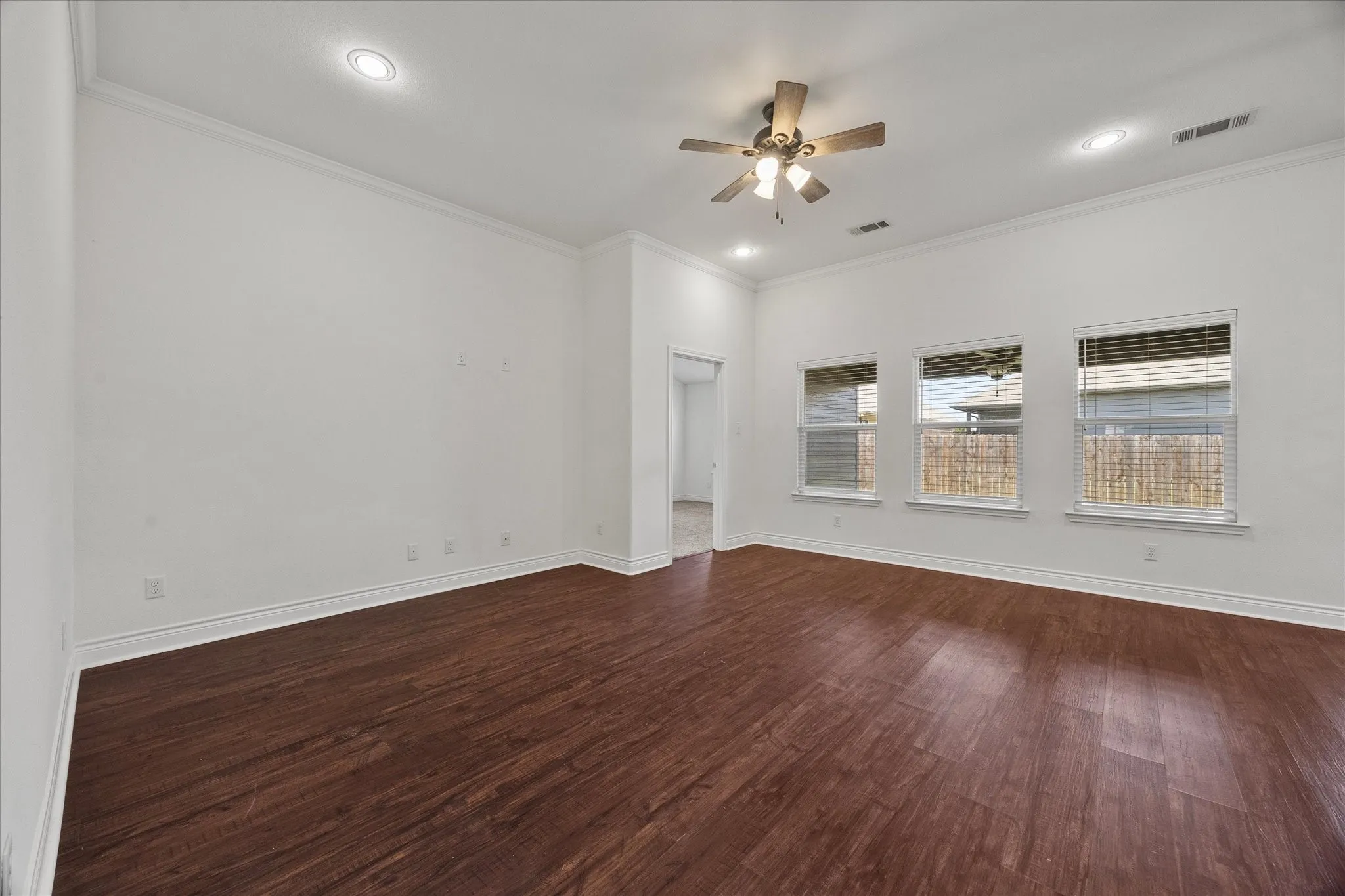 Single Family Residence For Sale in Hunt County , 8503 Christie Lane, Greenville, Texas 75402, 3 Bedroom, 2 Bathroom, 2 Garage spaces, 1,547 Sqft, built in 2021, mls#21364313, Real Estate Agent in Greenville, Homes For Sale in Hunt county, Homes For Sale in Greenville, Realtor in Greenville Texas, Real Estate Brokerage Independent Realty Texas, Luminita Cordes Realtor