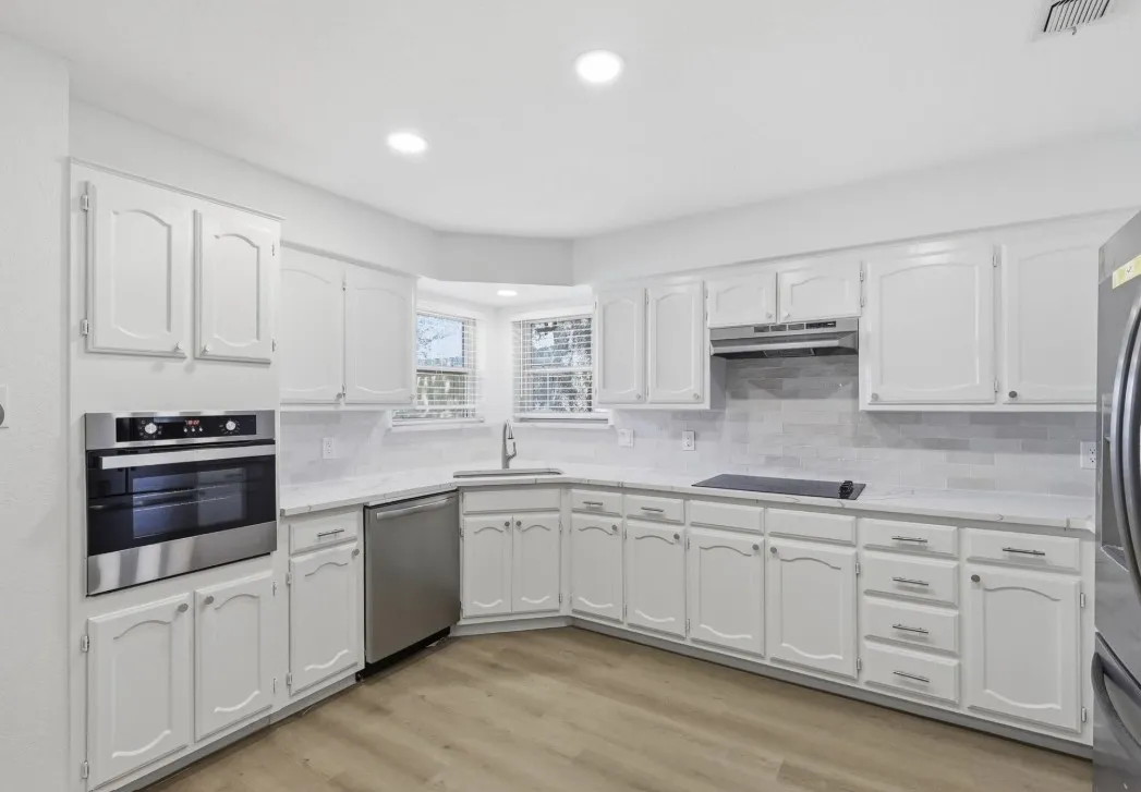Single Family Residence For Sale in Tarrant County , 1140 W Hills Terrace, Saginaw, Texas 76179, 3 Bedroom, 2 Bathroom, 2 Garage spaces, 1,722 Sqft, built in 1984, mls#21363305, Real Estate Agent in Saginaw, Homes For Sale in Tarrant county, Homes For Sale in Saginaw, Realtor in Saginaw Texas, Real Estate Brokerage Independent Realty Texas, Luminita Cordes Realtor
