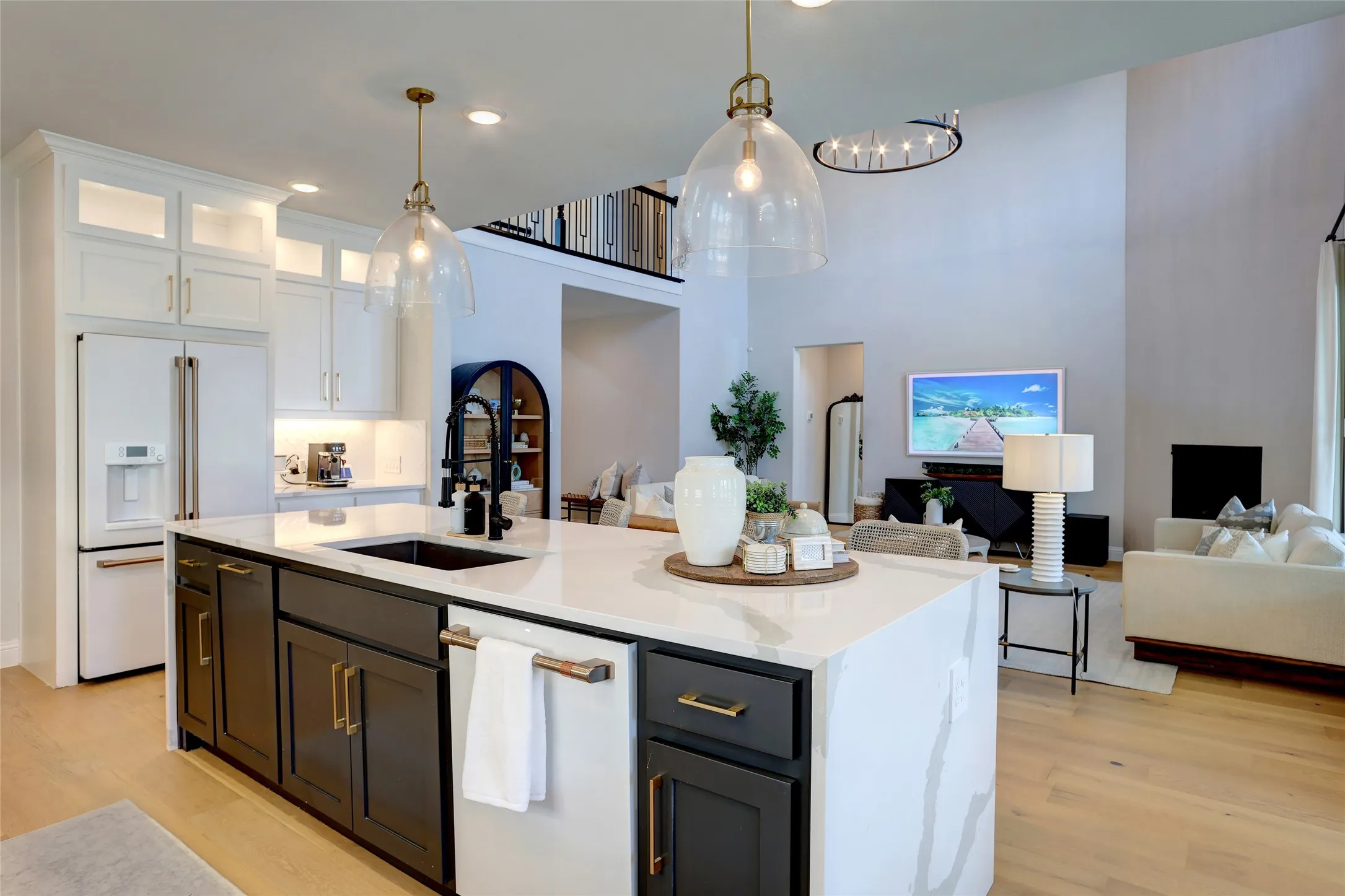 Single Family Residence For Sale in Collin County , 12802 Dust Commander Court, Frisco, Texas 75035, 5 Bedroom, 5 Bathroom, 3 Garage spaces, 4,145 Sqft, built in 2021, mls#21359225, Real Estate Agent in Frisco, Homes For Sale in Collin county, Homes For Sale in Frisco, Realtor in Frisco Texas, Real Estate Brokerage Independent Realty Texas, Luminita Cordes Realtor