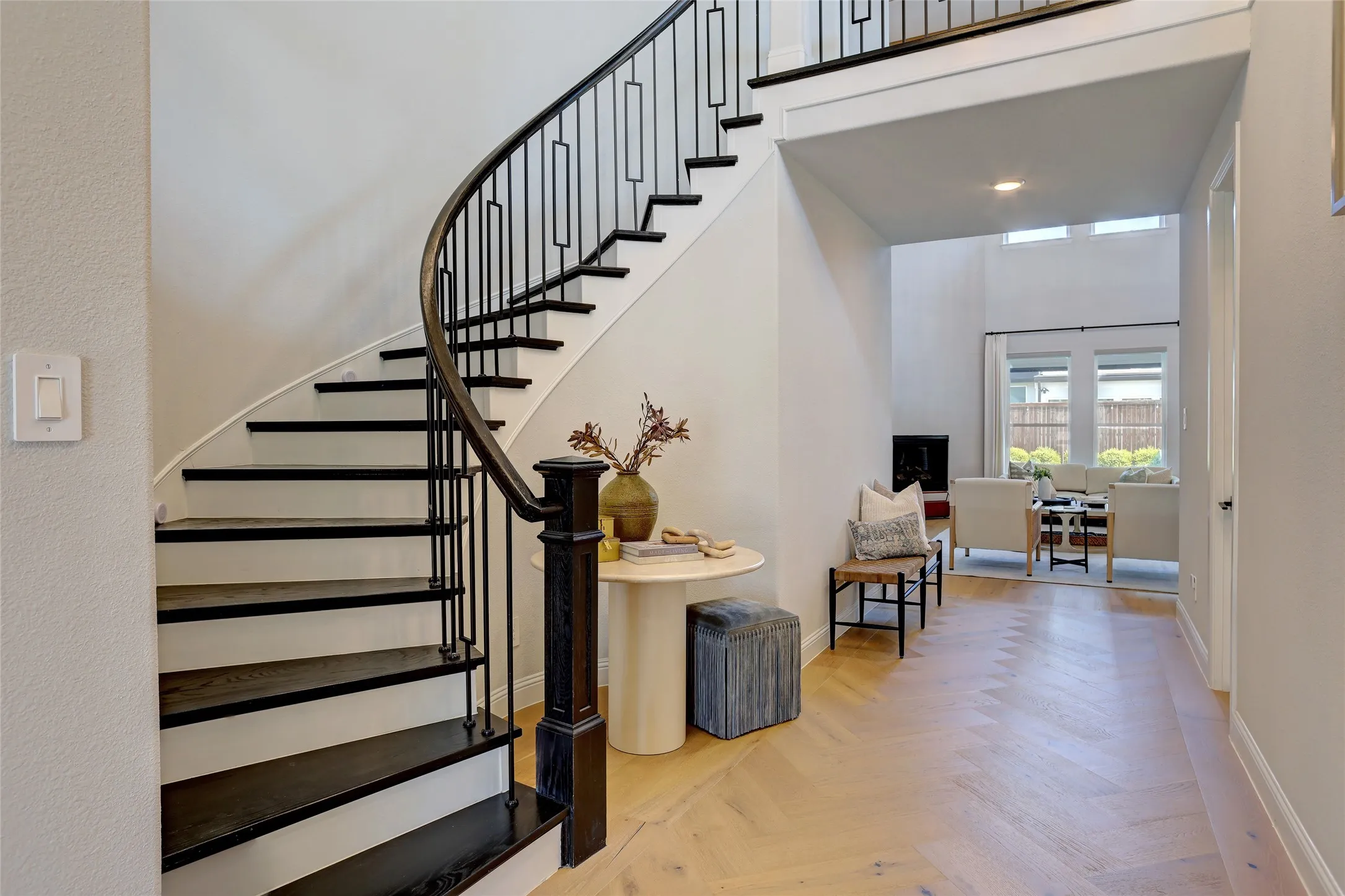 Single Family Residence For Sale in Collin County , 12802 Dust Commander Court, Frisco, Texas 75035, 5 Bedroom, 5 Bathroom, 3 Garage spaces, 4,145 Sqft, built in 2021, mls#21359225, Real Estate Agent in Frisco, Homes For Sale in Collin county, Homes For Sale in Frisco, Realtor in Frisco Texas, Real Estate Brokerage Independent Realty Texas, Luminita Cordes Realtor