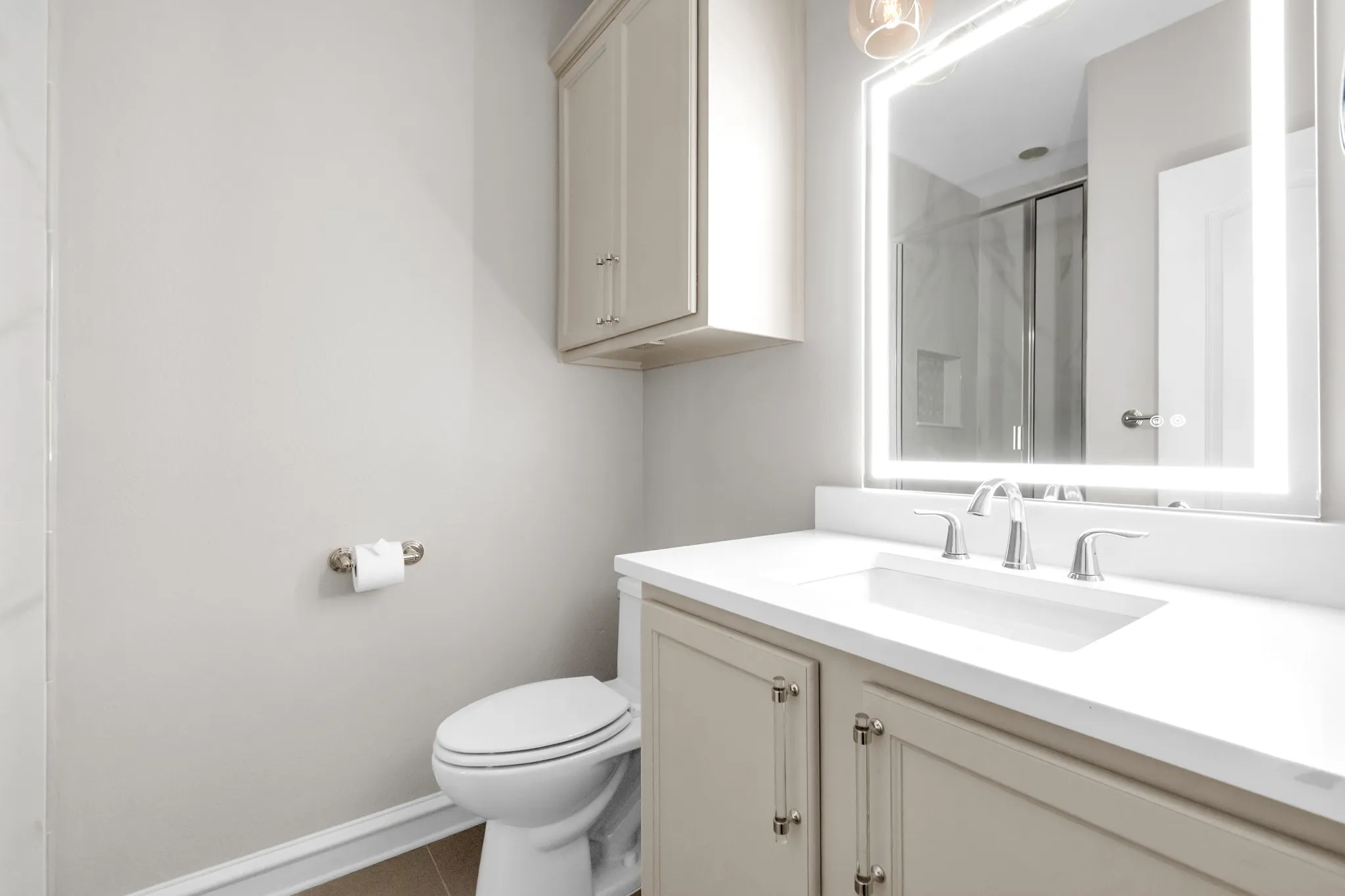 Condominium For Sale in Dallas County , 2100 N Fitzhugh Avenue K, Dallas, Texas 75204, 2 Bedroom, 3 Bathroom, 2 Garage spaces, 1,394 Sqft, built in 2007, mls#21342380, Real Estate Agent in Dallas, Homes For Sale in Dallas county, Homes For Sale in Dallas, Realtor in Dallas Texas, Real Estate Brokerage Independent Realty Texas, Luminita Cordes Realtor