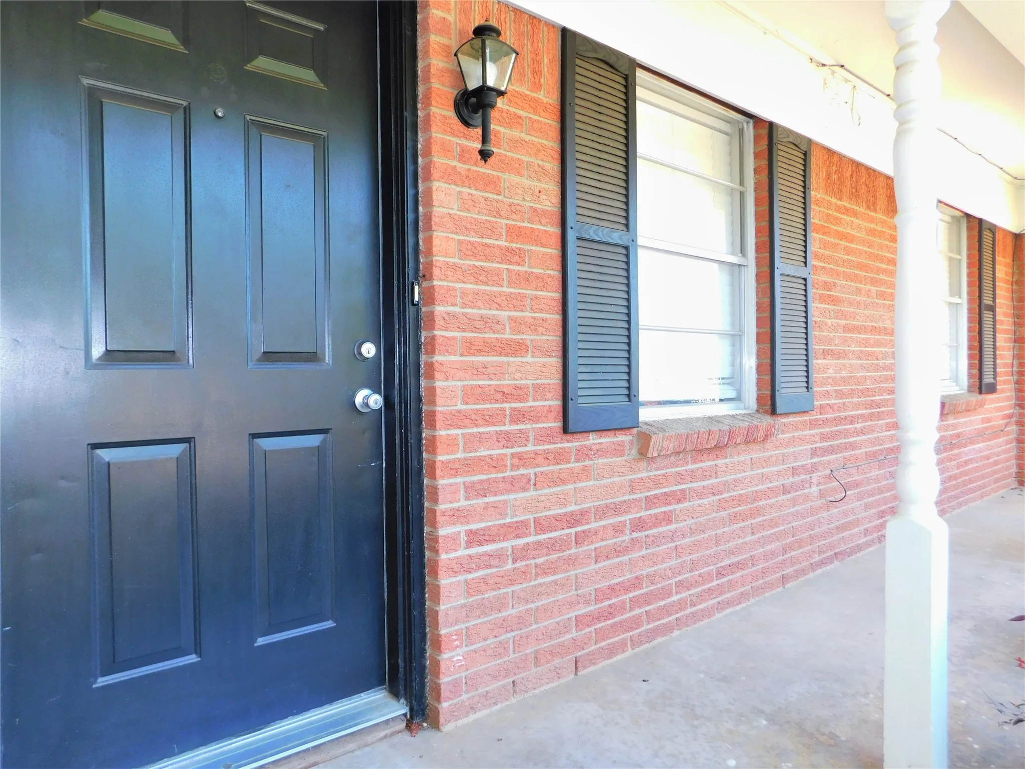 Single Family Residence For Rent in Denton County , 720 Chisholm Trail, Denton, Texas 76209, 3 Bedroom, 2 Bathroom, 1 Garage spaces, 1,356 Sqft, built in 1973, mls#21364337, Real Estate Agent in Denton, Homes For Rent in Denton county, Homes For Rent in Denton, Realtor in Denton Texas, Real Estate Brokerage Independent Realty Texas, Luminita Cordes Realtor