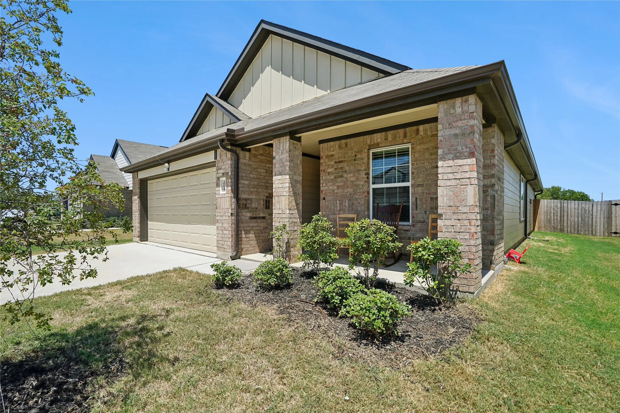 Single Family Residence For Rent in Tarrant County , 10617 Stag Lane, Fort Worth, Texas 76036, 3 Bedroom, 3 Bathroom, 2 Garage spaces, 1,721 Sqft, built in 2025, mls#21363492, Real Estate Agent in Fort Worth, Homes For Rent in Tarrant county, Homes For Rent in Fort Worth, Realtor in Fort Worth Texas, Real Estate Brokerage Independent Realty Texas, Luminita Cordes Realtor