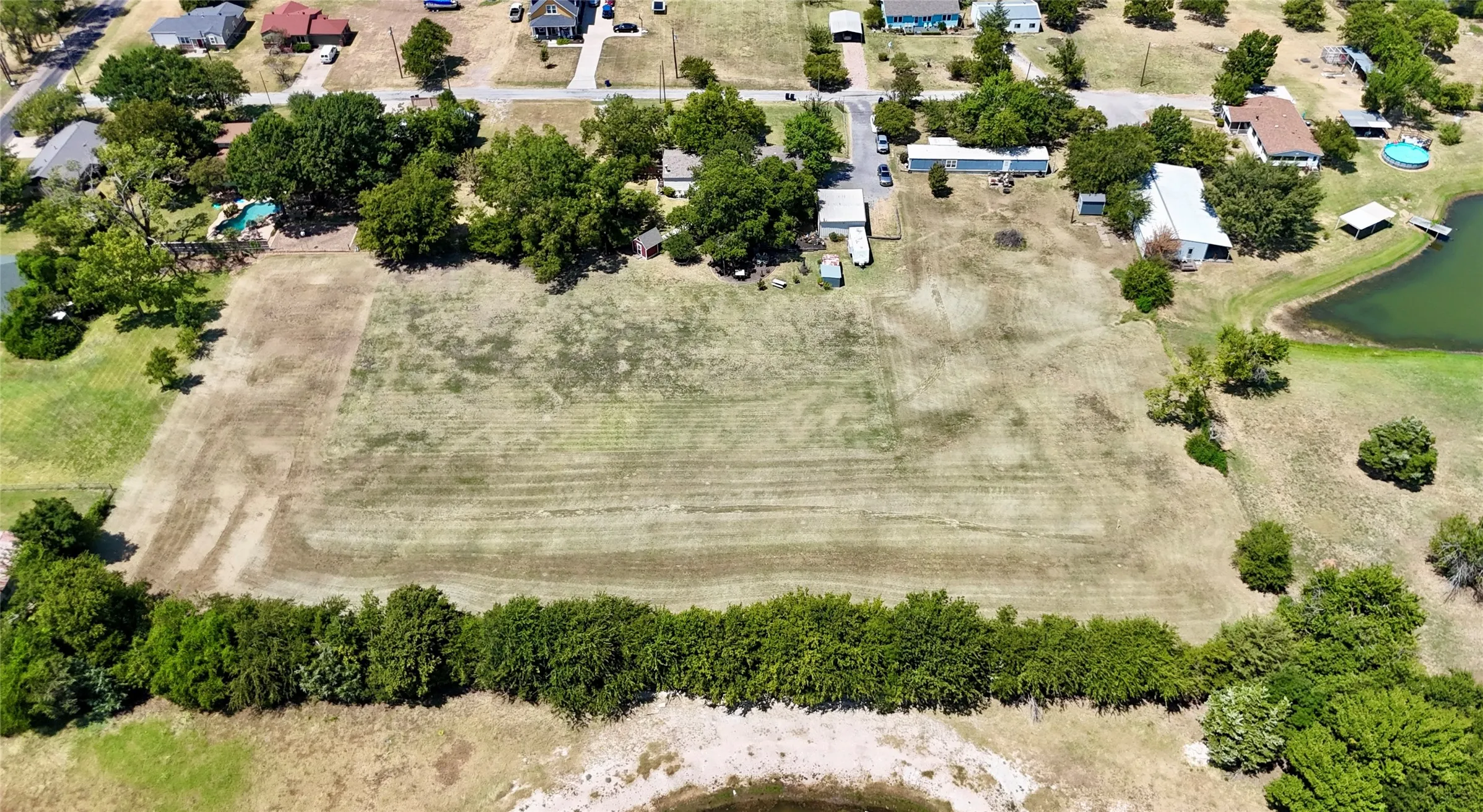 Improved Land For Sale in Grayson County , 610 N 9th Street, Gunter, Texas 75058, 0, 0, Garage spaces, 0 Sqft, built in 1982, mls#21363585, Real Estate Agent in Gunter, Homes For Sale in Grayson county, Homes For Sale in Gunter, Realtor in Gunter Texas, Real Estate Brokerage Independent Realty Texas, Luminita Cordes Realtor