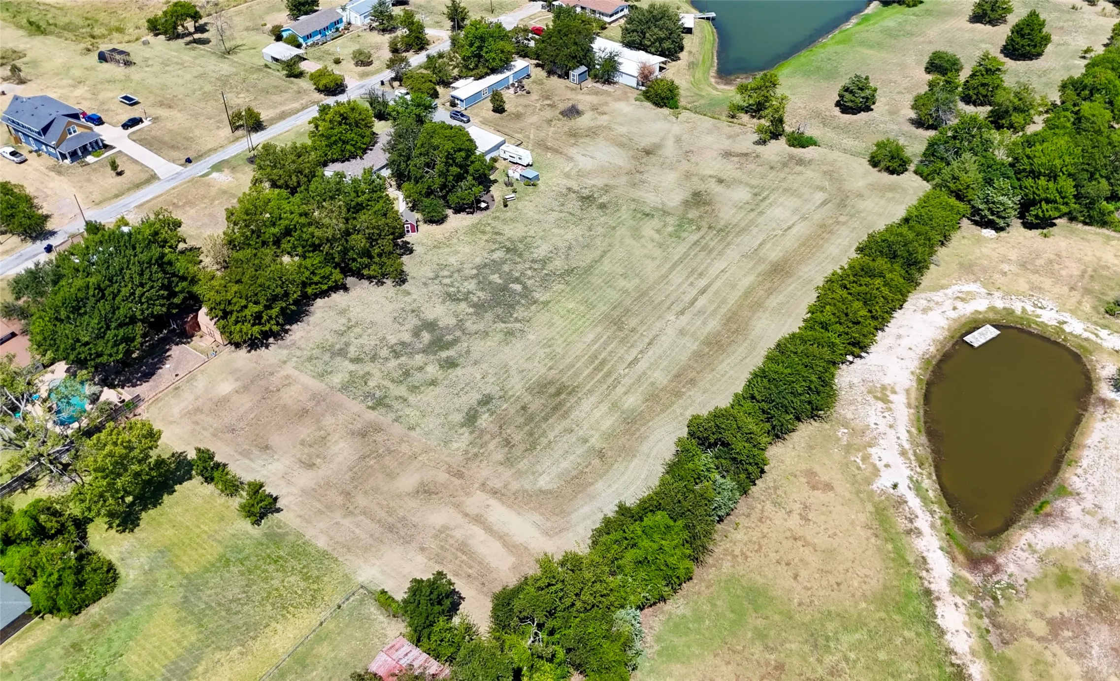 Improved Land For Sale in Grayson County , 610 N 9th Street, Gunter, Texas 75058, 0, 0, Garage spaces, 0 Sqft, built in 1982, mls#21363585, Real Estate Agent in Gunter, Homes For Sale in Grayson county, Homes For Sale in Gunter, Realtor in Gunter Texas, Real Estate Brokerage Independent Realty Texas, Luminita Cordes Realtor