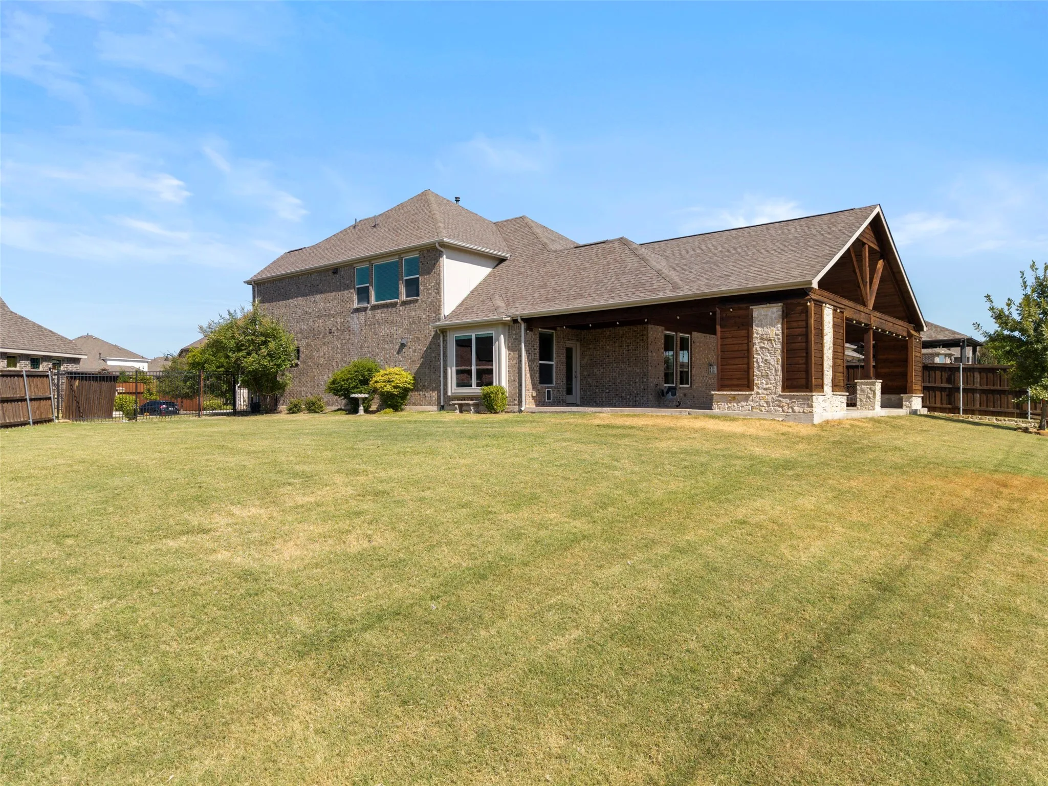 HUGE Covered Patio and HUGE lot!