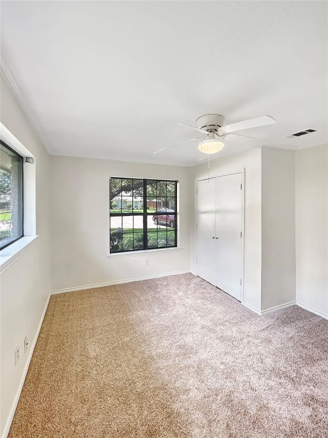 Single Family Residence For Rent in Denton County , 2312 Bush Circle, Carrollton, Texas 75007, 4 Bedroom, 3 Bathroom, 2 Garage spaces, 2,361 Sqft, built in 1983, mls#21364334, Real Estate Agent in Carrollton, Homes For Rent in Denton county, Homes For Rent in Carrollton, Realtor in Carrollton Texas, Real Estate Brokerage Independent Realty Texas, Luminita Cordes Realtor