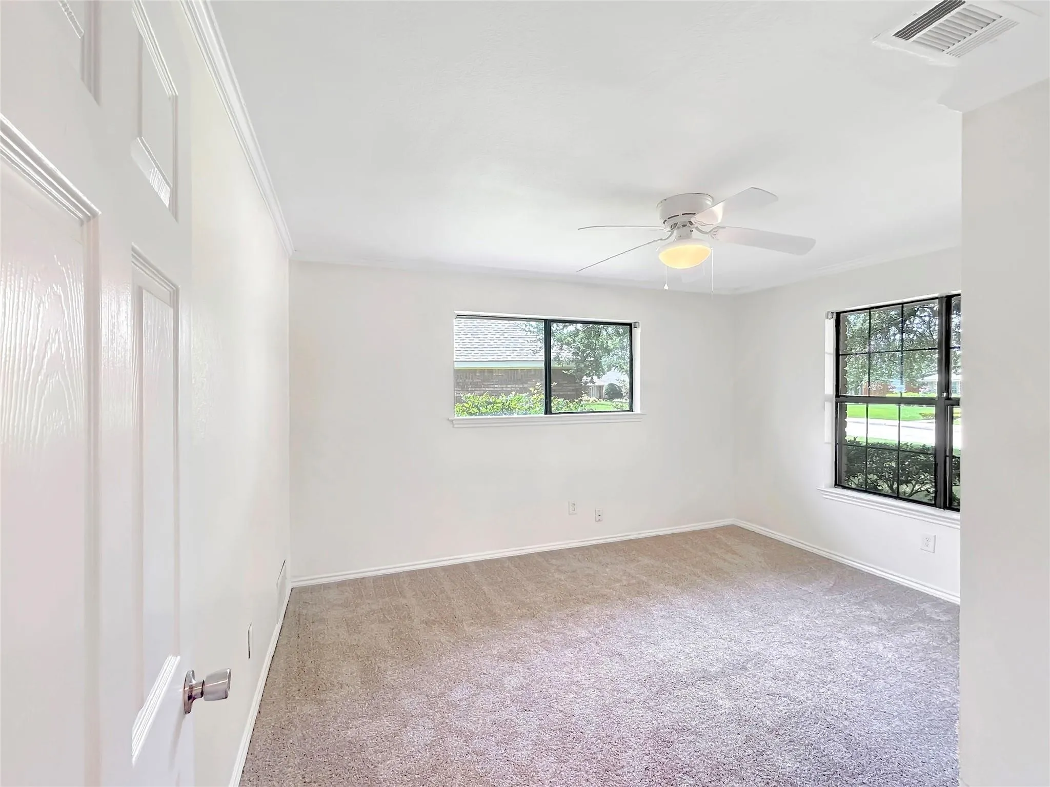 Single Family Residence For Rent in Denton County , 2312 Bush Circle, Carrollton, Texas 75007, 4 Bedroom, 3 Bathroom, 2 Garage spaces, 2,361 Sqft, built in 1983, mls#21364334, Real Estate Agent in Carrollton, Homes For Rent in Denton county, Homes For Rent in Carrollton, Realtor in Carrollton Texas, Real Estate Brokerage Independent Realty Texas, Luminita Cordes Realtor