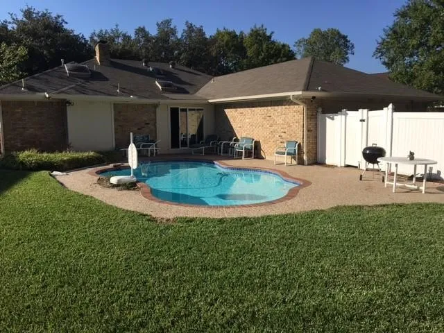 Single Family Residence For Rent in Denton County , 2312 Bush Circle, Carrollton, Texas 75007, 4 Bedroom, 3 Bathroom, 2 Garage spaces, 2,361 Sqft, built in 1983, mls#21364334, Real Estate Agent in Carrollton, Homes For Rent in Denton county, Homes For Rent in Carrollton, Realtor in Carrollton Texas, Real Estate Brokerage Independent Realty Texas, Luminita Cordes Realtor