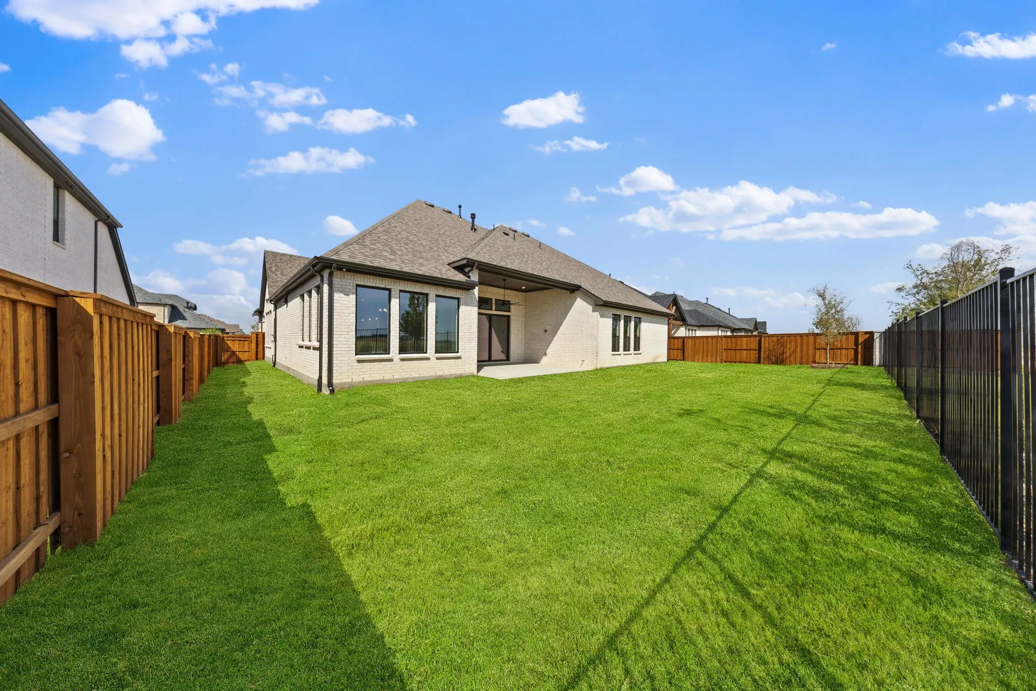 Plenty of outdoor summer time fun to be had by the entire family in this forever home!