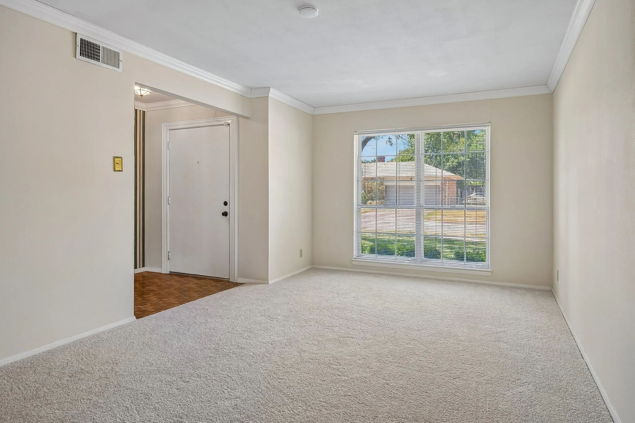 Light flows into the  front living area, ideal for those larger gatherings.