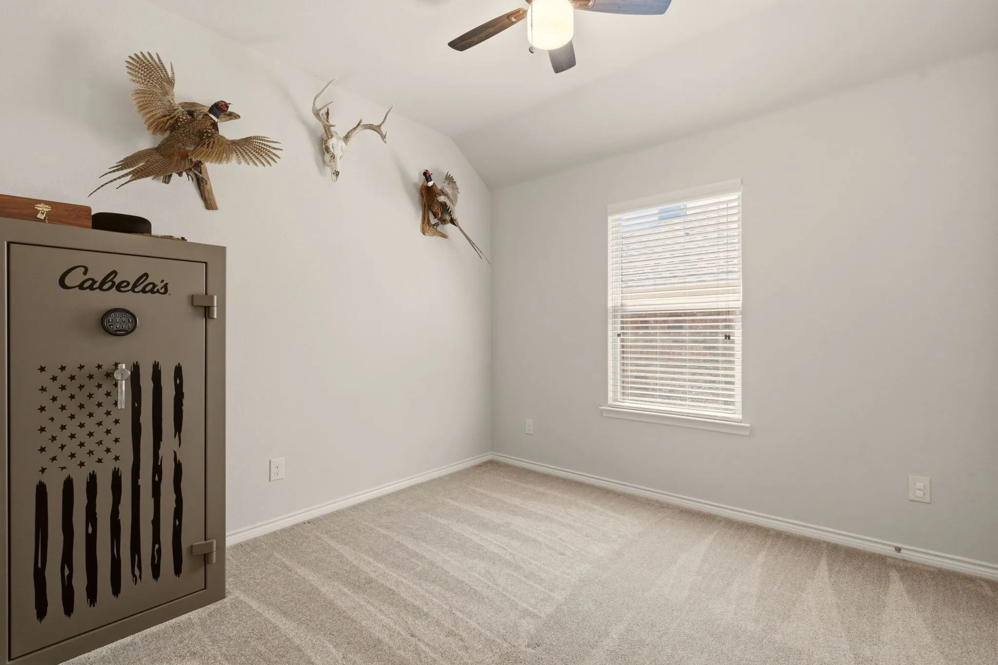 Single Family Residence For Sale in Collin County , 1425 Clayton Lane, Celina, Texas 75009, 4 Bedroom, 2 Bathroom, 2 Garage spaces, 2,196 Sqft, built in 2015, mls#21343225, Real Estate Agent in Celina, Homes For Sale in Collin county, Homes For Sale in Celina, Realtor in Celina Texas, Real Estate Brokerage Independent Realty Texas, Luminita Cordes Realtor