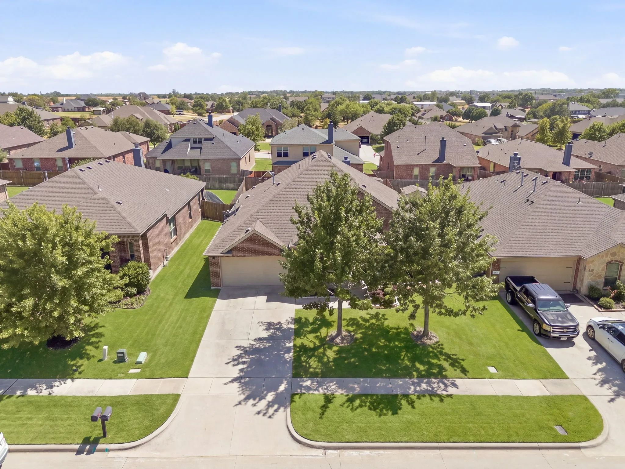 Single Family Residence For Sale in Collin County , 1425 Clayton Lane, Celina, Texas 75009, 4 Bedroom, 2 Bathroom, 2 Garage spaces, 2,196 Sqft, built in 2015, mls#21343225, Real Estate Agent in Celina, Homes For Sale in Collin county, Homes For Sale in Celina, Realtor in Celina Texas, Real Estate Brokerage Independent Realty Texas, Luminita Cordes Realtor