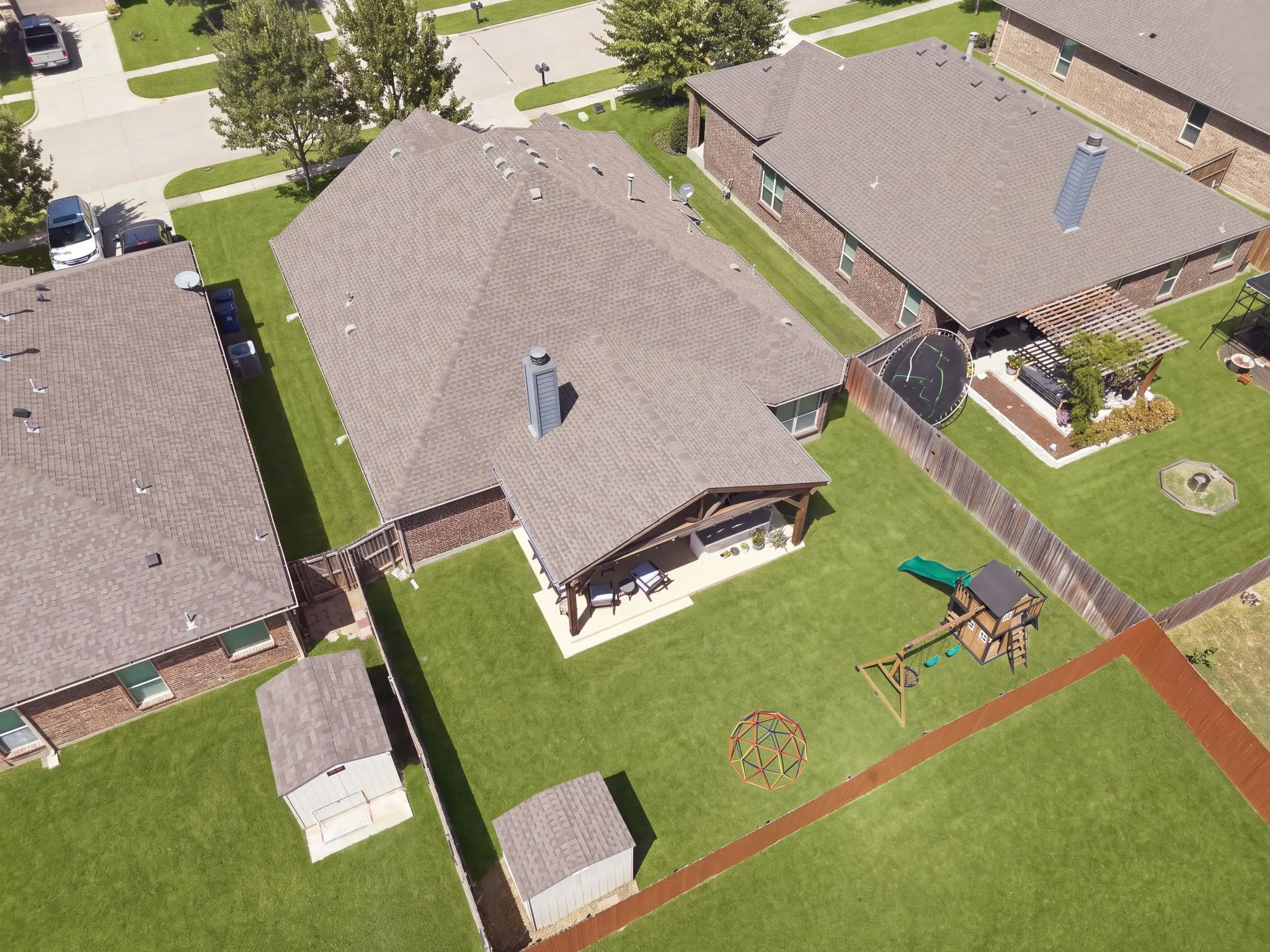Single Family Residence For Sale in Collin County , 1425 Clayton Lane, Celina, Texas 75009, 4 Bedroom, 2 Bathroom, 2 Garage spaces, 2,196 Sqft, built in 2015, mls#21343225, Real Estate Agent in Celina, Homes For Sale in Collin county, Homes For Sale in Celina, Realtor in Celina Texas, Real Estate Brokerage Independent Realty Texas, Luminita Cordes Realtor