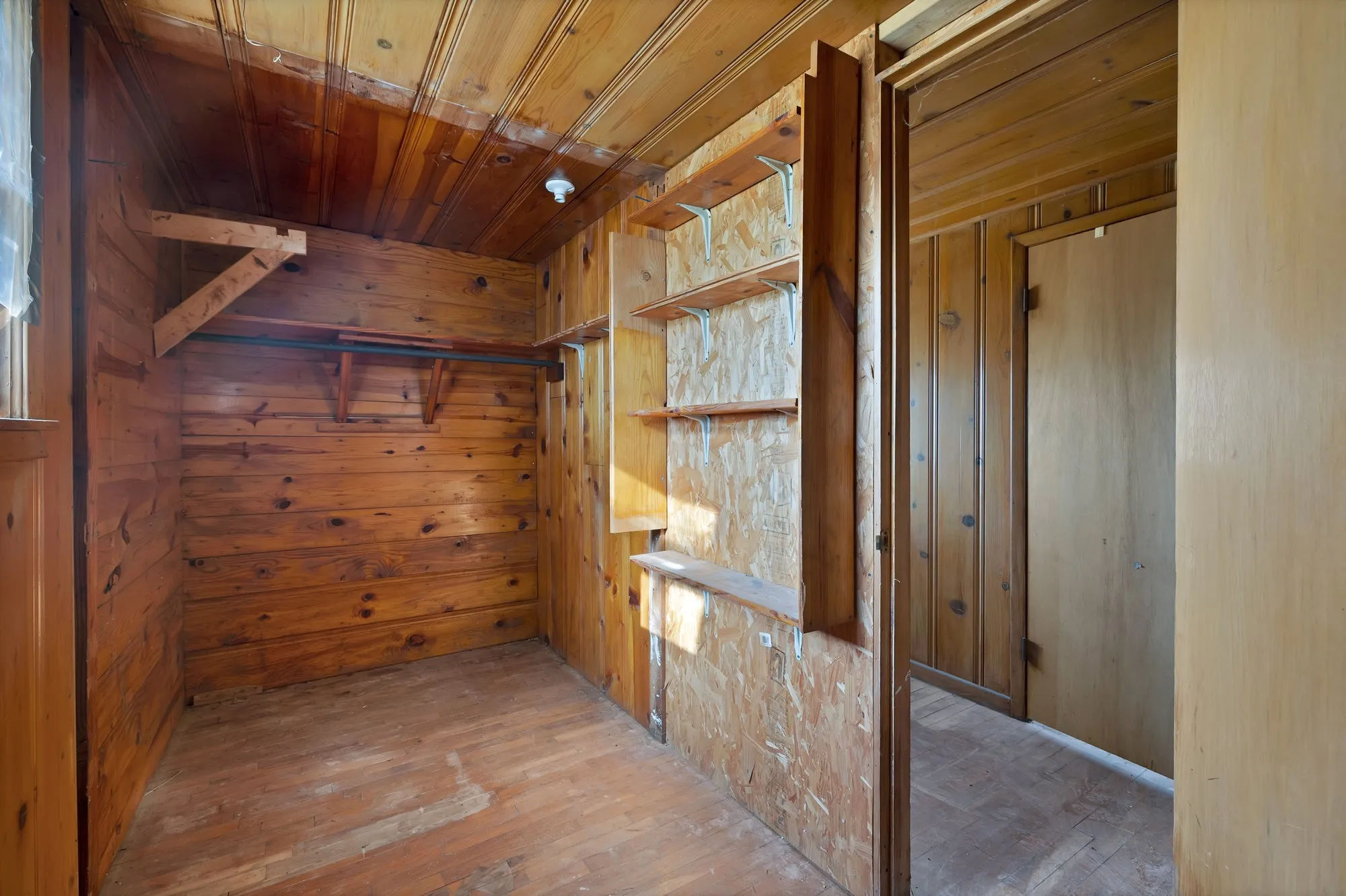 Single Family Residence For Sale in Wise County , 202 Johns Drive, Chico, Texas 76431, 3 Bedroom, 1 Bathroom, 1 Garage spaces, 1,184 Sqft, built in 1950, mls#21350287, Real Estate Agent in Chico, Homes For Sale in Wise county, Homes For Sale in Chico, Realtor in Chico Texas, Real Estate Brokerage Independent Realty Texas, Luminita Cordes Realtor