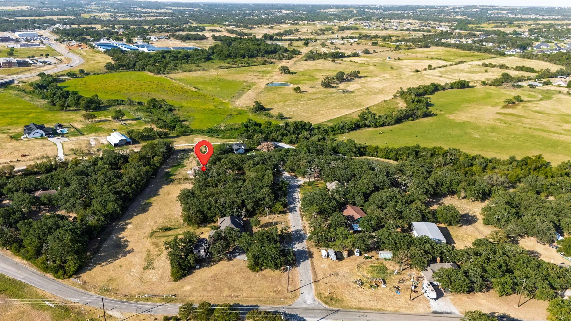 Single Family Residence For Sale in Parker County , 211 Oak Court, Springtown, Texas 76082, 3 Bedroom, 2 Bathroom, 2 Garage spaces, 1,286 Sqft, built in 1985, mls#21363833, Real Estate Agent in Springtown, Homes For Sale in Parker county, Homes For Sale in Springtown, Realtor in Springtown Texas, Real Estate Brokerage Independent Realty Texas, Luminita Cordes Realtor