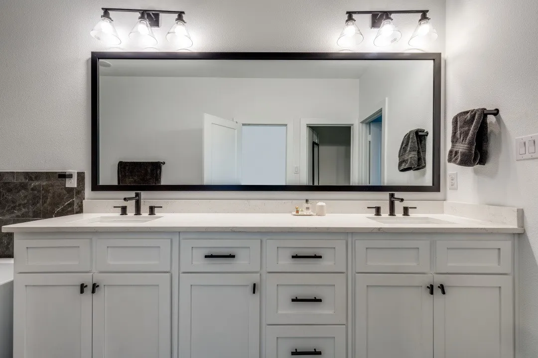 Master bath duel vanity.