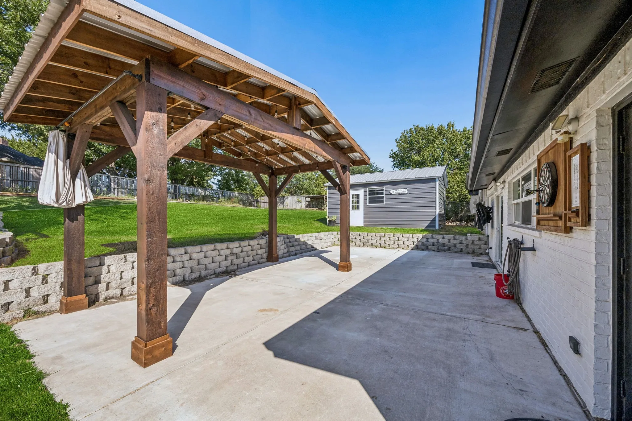 Single Family Residence For Sale in Tarrant County , 8724 Overland Drive, Fort Worth, Texas 76179, 4 Bedroom, 2 Bathroom, 2 Garage spaces, 2,550 Sqft, built in 1978, mls#21363736, Real Estate Agent in Fort Worth, Homes For Sale in Tarrant county, Homes For Sale in Fort Worth, Realtor in Fort Worth Texas, Real Estate Brokerage Independent Realty Texas, Luminita Cordes Realtor