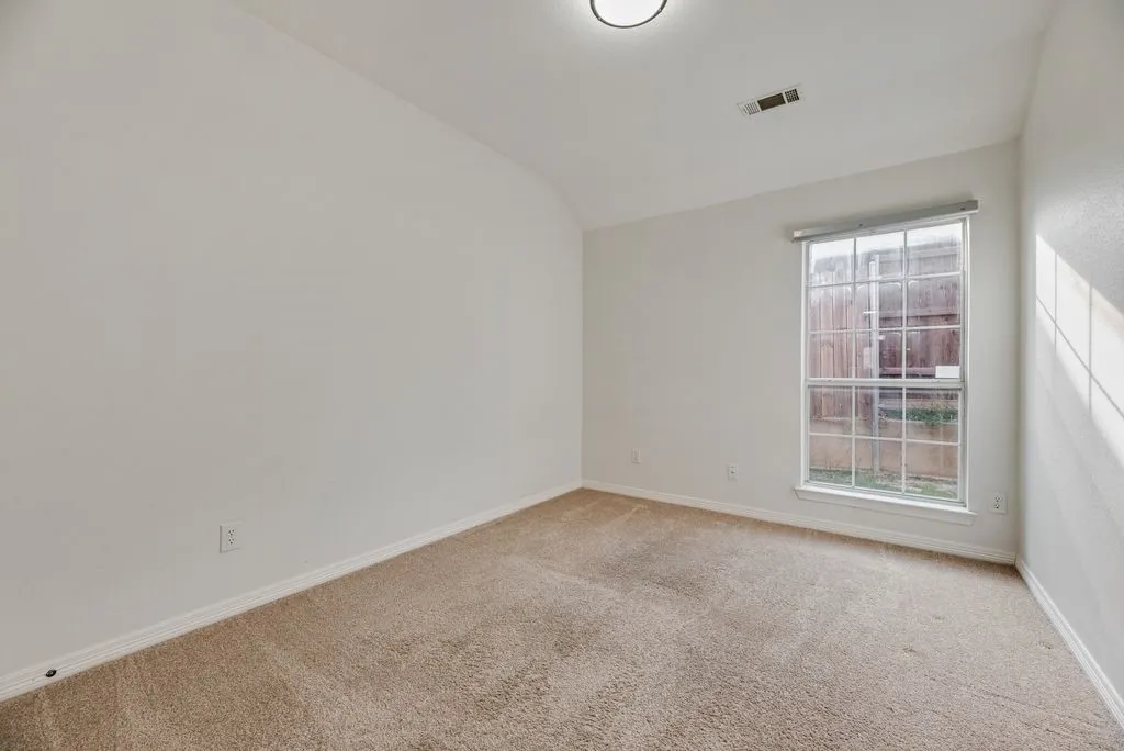 Single Family Residence For Rent in Dallas County , 1412 Melody Lane, Carrollton, Texas 75006, 4 Bedroom, 2 Bathroom, 2 Garage spaces, 2,369 Sqft, built in 1993, mls#21364408, Real Estate Agent in Carrollton, Homes For Rent in Dallas county, Homes For Rent in Carrollton, Realtor in Carrollton Texas, Real Estate Brokerage Independent Realty Texas, Luminita Cordes Realtor