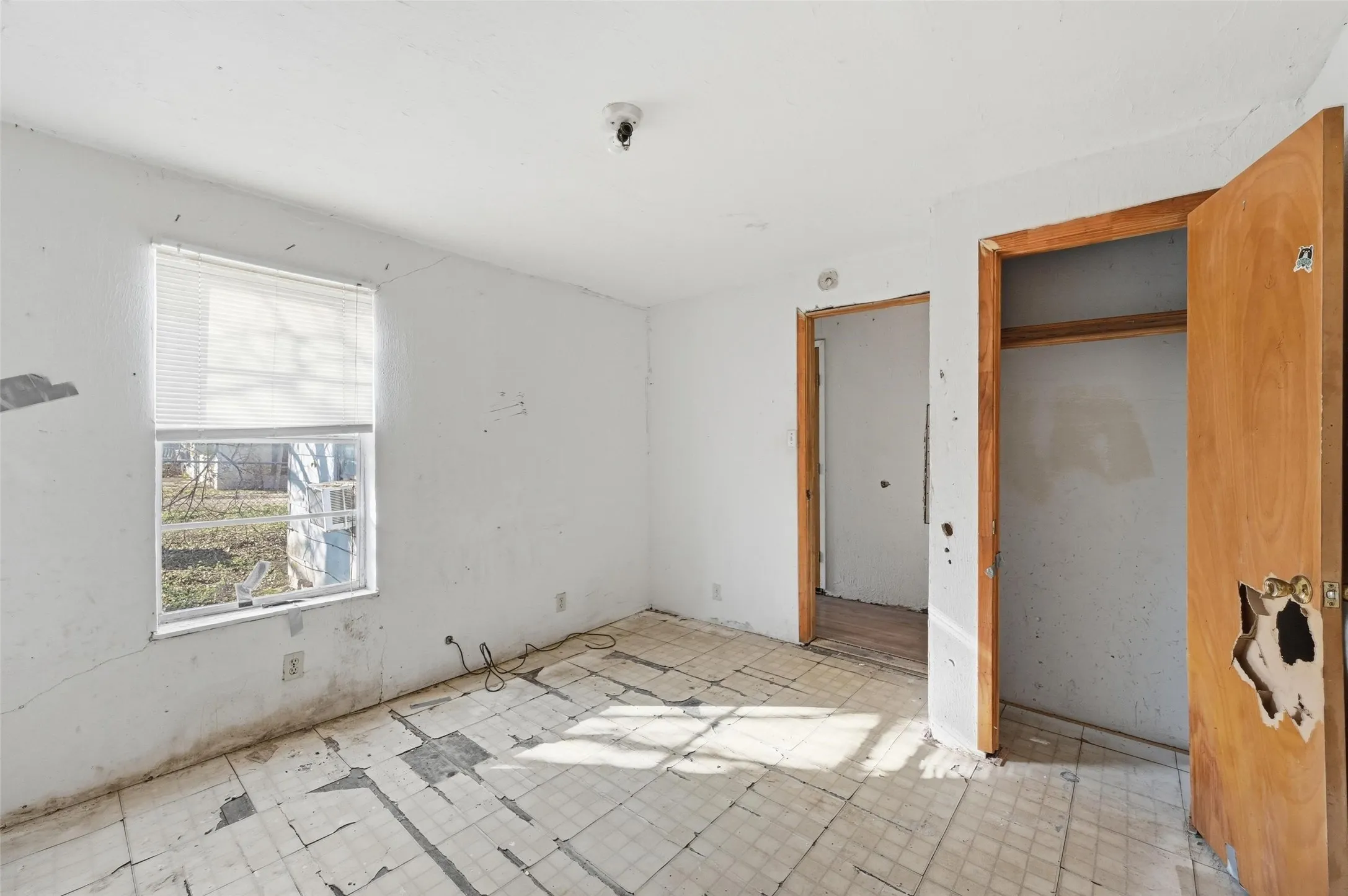 View of unfurnished bedroom
