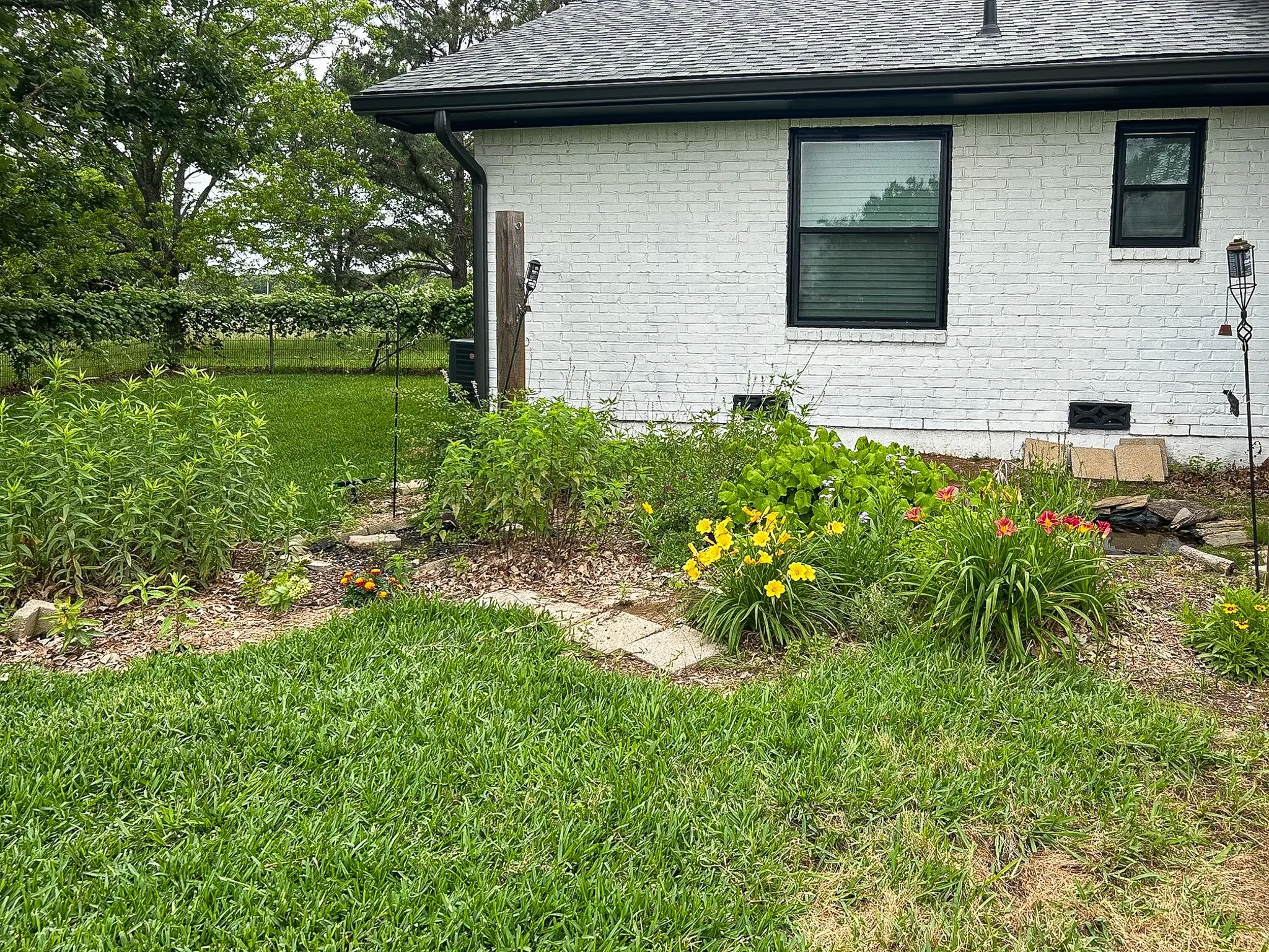 Single Family Residence For Sale in Johnson County , 3007 County Road 805b, Cleburne, Texas 76031, 4 Bedroom, 3 Bathroom, Garage spaces, 2,910 Sqft, built in 1968, mls#21364433, Real Estate Agent in Cleburne, Homes For Sale in Johnson county, Homes For Sale in Cleburne, Realtor in Cleburne Texas, Real Estate Brokerage Independent Realty Texas, Luminita Cordes Realtor