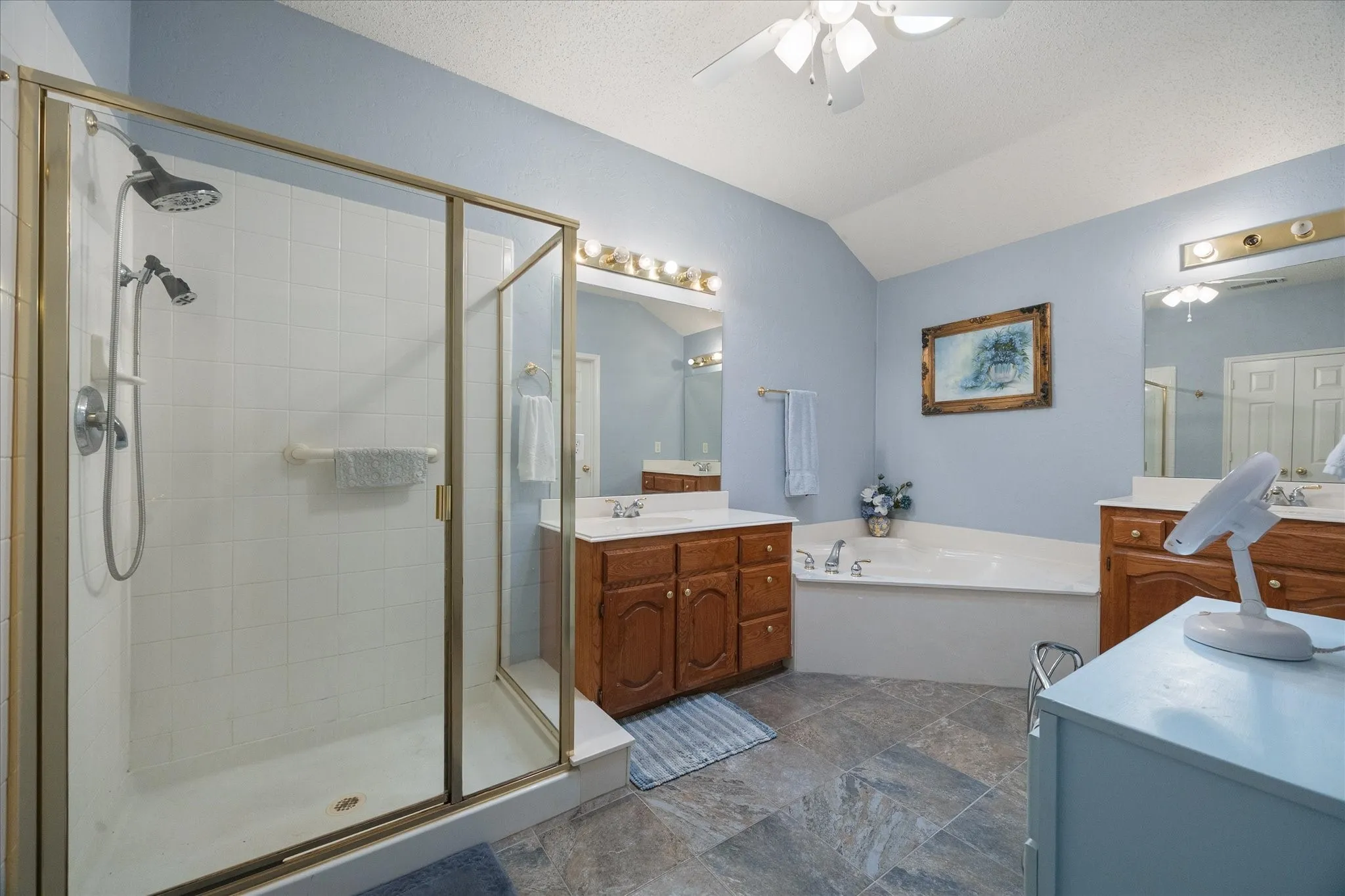 Single Family Residence For Rent in Rockwall County , 1023 High Cotton Lane, Rockwall, Texas 75087, 4 Bedroom, 3 Bathroom, 2 Garage spaces, 2,680 Sqft, built in 2001, mls#21362166, Real Estate Agent in Rockwall, Homes For Rent in Rockwall county, Homes For Rent in Rockwall, Realtor in Rockwall Texas, Real Estate Brokerage Independent Realty Texas, Luminita Cordes Realtor