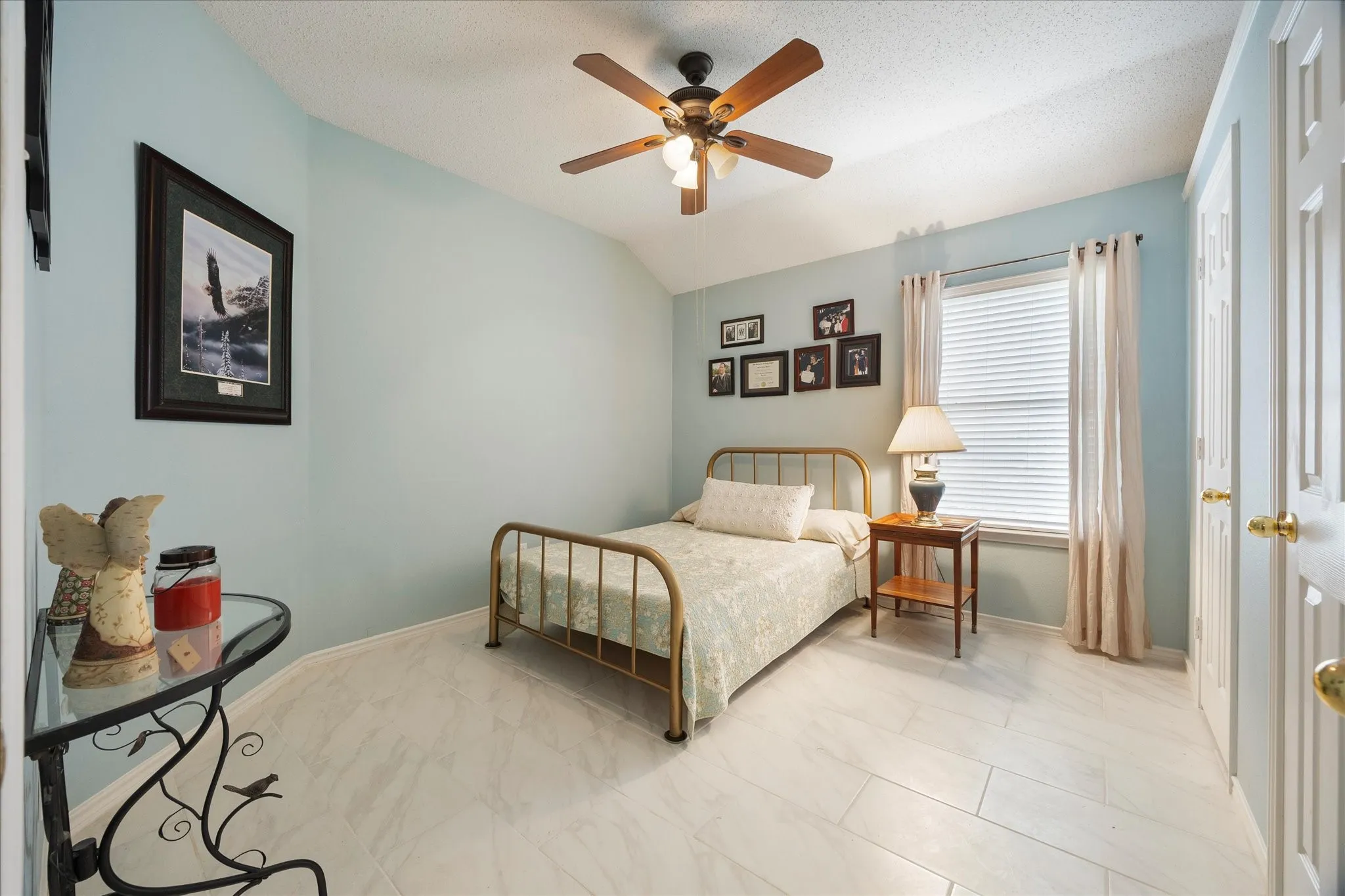 Single Family Residence For Rent in Rockwall County , 1023 High Cotton Lane, Rockwall, Texas 75087, 4 Bedroom, 3 Bathroom, 2 Garage spaces, 2,680 Sqft, built in 2001, mls#21362166, Real Estate Agent in Rockwall, Homes For Rent in Rockwall county, Homes For Rent in Rockwall, Realtor in Rockwall Texas, Real Estate Brokerage Independent Realty Texas, Luminita Cordes Realtor