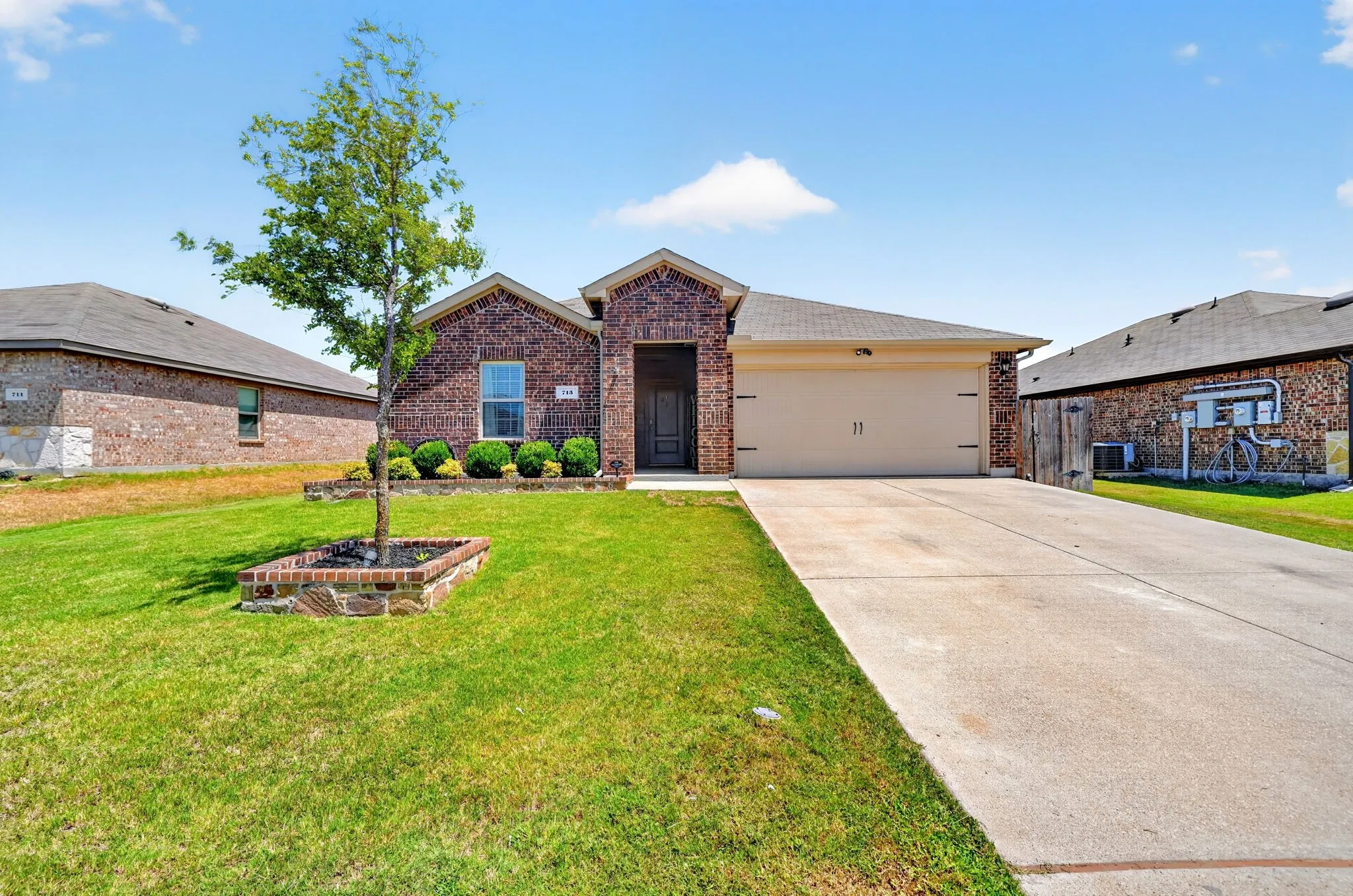 Single Family Residence For Sale in Collin County , 713 SADDLE HORN, Royse City, Texas 75189, 4 Bedroom, 2 Bathroom, 2 Garage spaces, 2,081 Sqft, built in 2020, mls#21356137, Real Estate Agent in Royse City, Homes For Sale in Collin county, Homes For Sale in Royse City, Realtor in Royse City Texas, Real Estate Brokerage Independent Realty Texas, Luminita Cordes Realtor