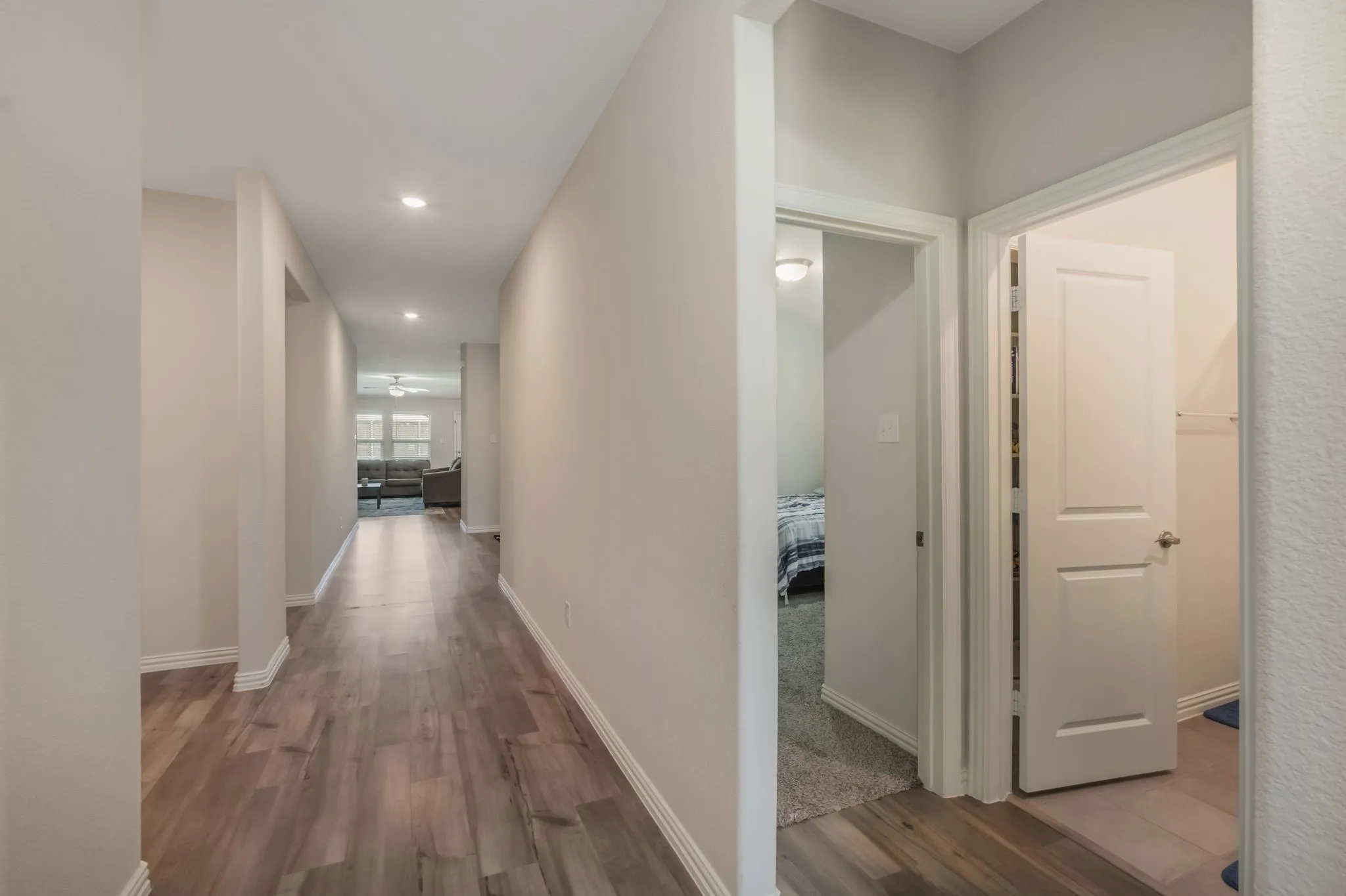 Single Family Residence For Sale in Denton County , 1805 Gold Mine Trail, Aubrey, Texas 76227, 4 Bedroom, 3 Bathroom, 2 Garage spaces, 2,270 Sqft, built in 2020, mls#21364431, Real Estate Agent in Aubrey, Homes For Sale in Denton county, Homes For Sale in Aubrey, Realtor in Aubrey Texas, Real Estate Brokerage Independent Realty Texas, Luminita Cordes Realtor