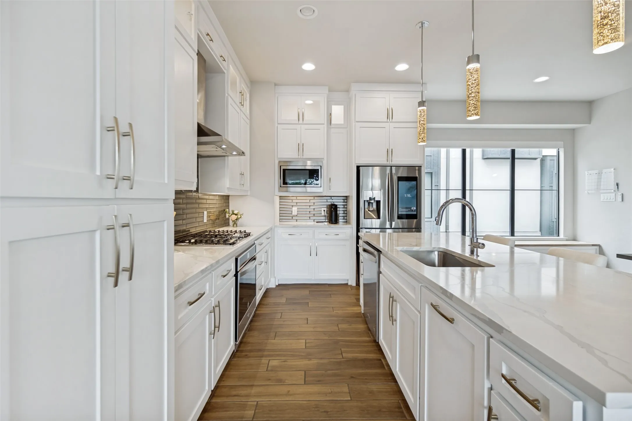 Condominium For Sale in Dallas County , 4522 Deere Street 102, Dallas, Texas 75204, 2 Bedroom, 3 Bathroom, 2 Garage spaces, 2,013 Sqft, built in 2017, mls#21363800, Real Estate Agent in Dallas, Homes For Sale in Dallas county, Homes For Sale in Dallas, Realtor in Dallas Texas, Real Estate Brokerage Independent Realty Texas, Luminita Cordes Realtor