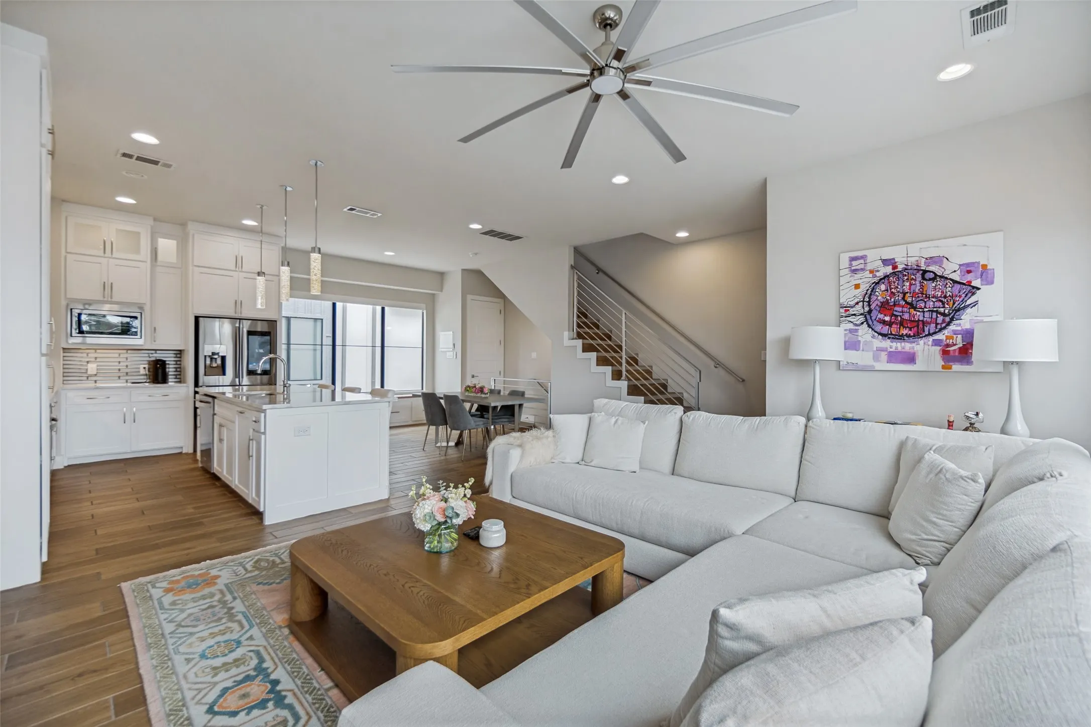 Condominium For Sale in Dallas County , 4522 Deere Street 102, Dallas, Texas 75204, 2 Bedroom, 3 Bathroom, 2 Garage spaces, 2,013 Sqft, built in 2017, mls#21363800, Real Estate Agent in Dallas, Homes For Sale in Dallas county, Homes For Sale in Dallas, Realtor in Dallas Texas, Real Estate Brokerage Independent Realty Texas, Luminita Cordes Realtor