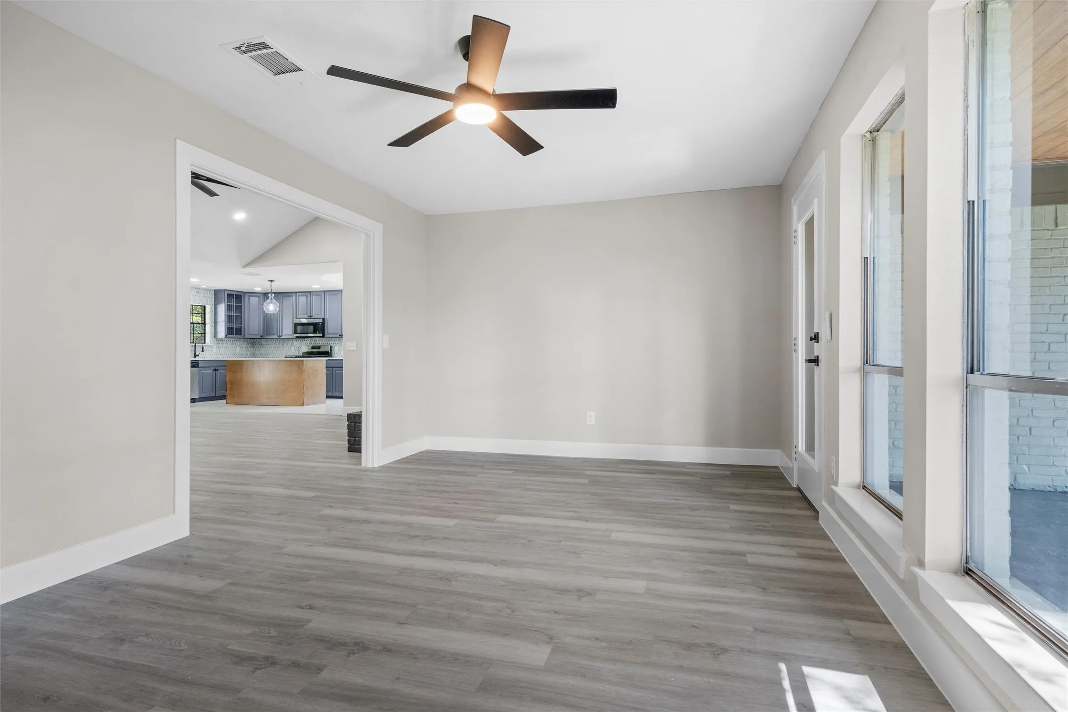 Single Family Residence For Sale in Collin County , 2208 Newcastle Circle, Plano, Texas 75075, 3 Bedroom, 2 Bathroom, 2 Garage spaces, 1,874 Sqft, built in 1976, mls#21362448, Real Estate Agent in Plano, Homes For Sale in Collin county, Homes For Sale in Plano, Realtor in Plano Texas, Real Estate Brokerage Independent Realty Texas, Luminita Cordes Realtor