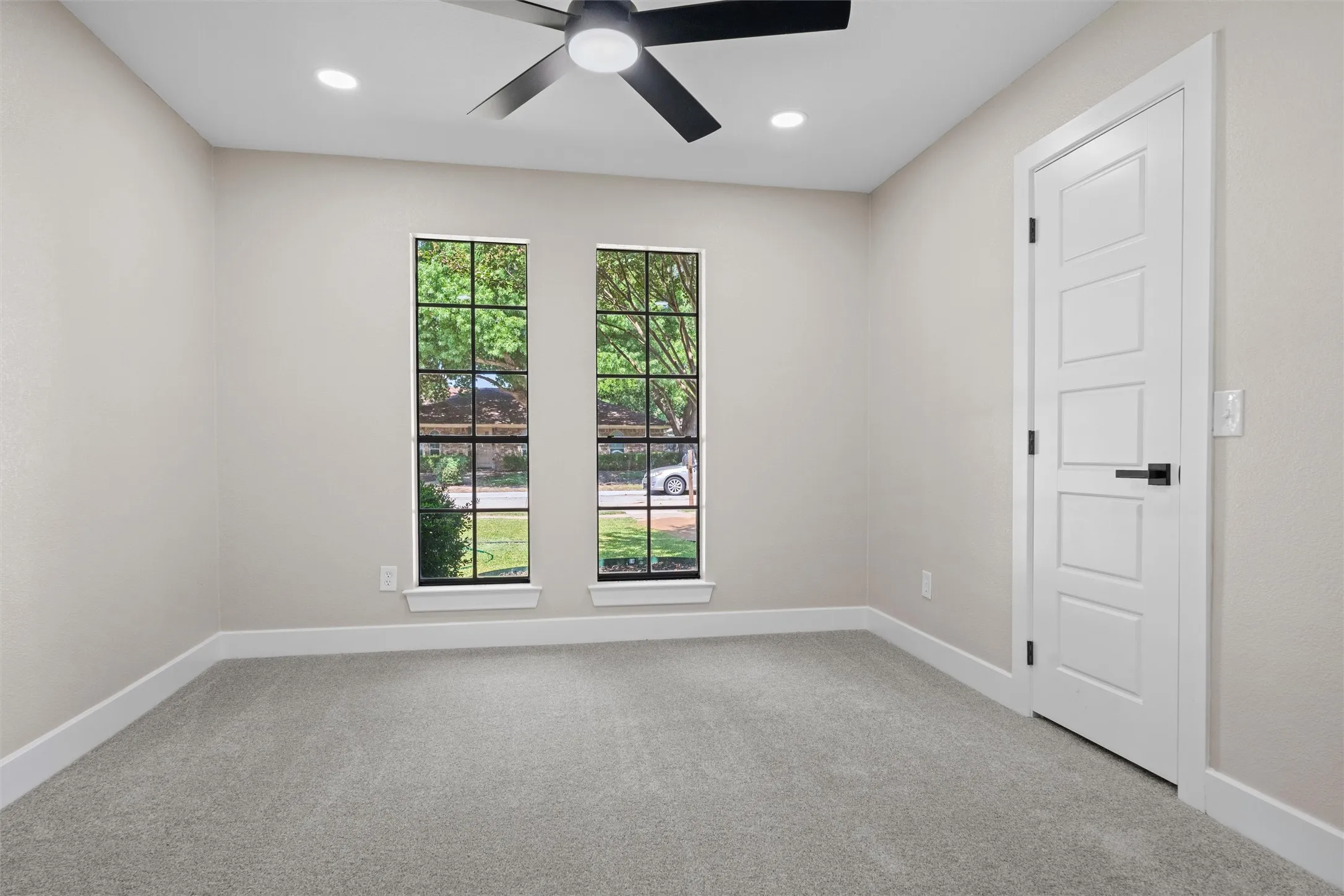 Single Family Residence For Sale in Collin County , 2208 Newcastle Circle, Plano, Texas 75075, 3 Bedroom, 2 Bathroom, 2 Garage spaces, 1,874 Sqft, built in 1976, mls#21362448, Real Estate Agent in Plano, Homes For Sale in Collin county, Homes For Sale in Plano, Realtor in Plano Texas, Real Estate Brokerage Independent Realty Texas, Luminita Cordes Realtor