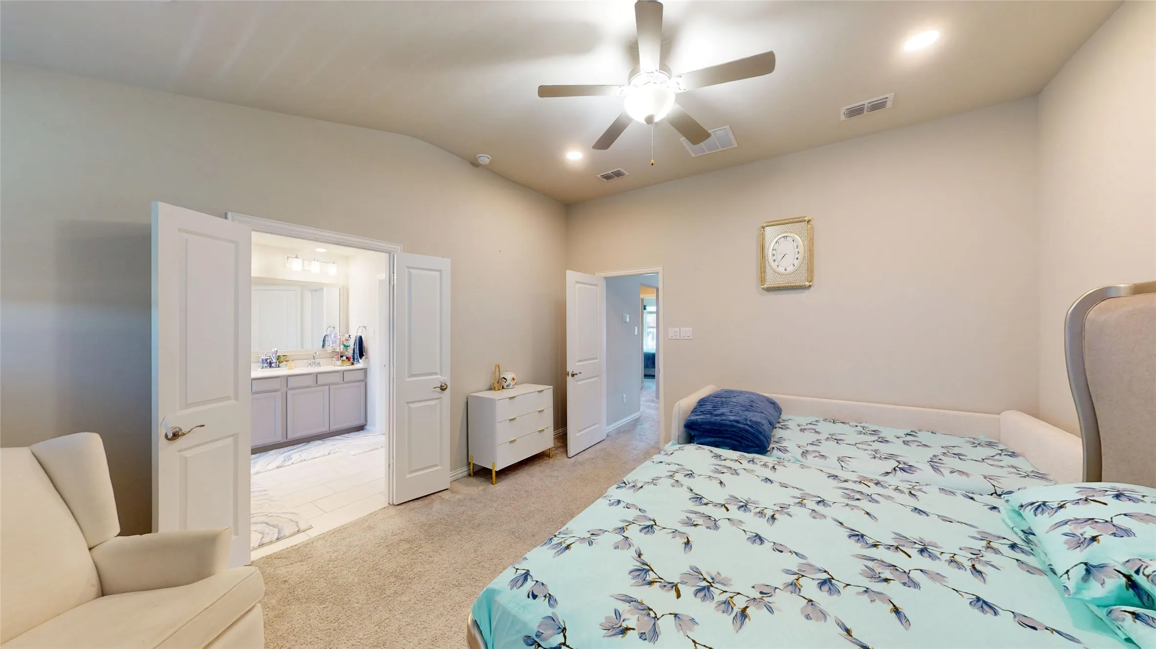 Single Family Residence For Sale in Collin County , 7002 Running Iron Trail, Sachse, Texas 75048, 4 Bedroom, 3 Bathroom, 2 Garage spaces, 2,411 Sqft, built in 2022, mls#21363317, Real Estate Agent in Sachse, Homes For Sale in Collin county, Homes For Sale in Sachse, Realtor in Sachse Texas, Real Estate Brokerage Independent Realty Texas, Luminita Cordes Realtor