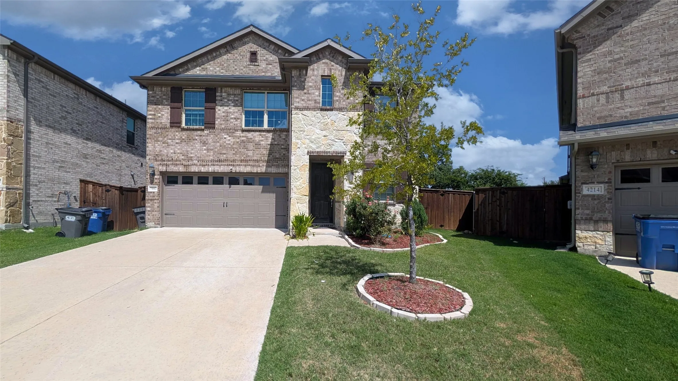 Single Family Residence For Sale in Collin County , 7002 Running Iron Trail, Sachse, Texas 75048, 4 Bedroom, 3 Bathroom, 2 Garage spaces, 2,411 Sqft, built in 2022, mls#21363317, Real Estate Agent in Sachse, Homes For Sale in Collin county, Homes For Sale in Sachse, Realtor in Sachse Texas, Real Estate Brokerage Independent Realty Texas, Luminita Cordes Realtor
