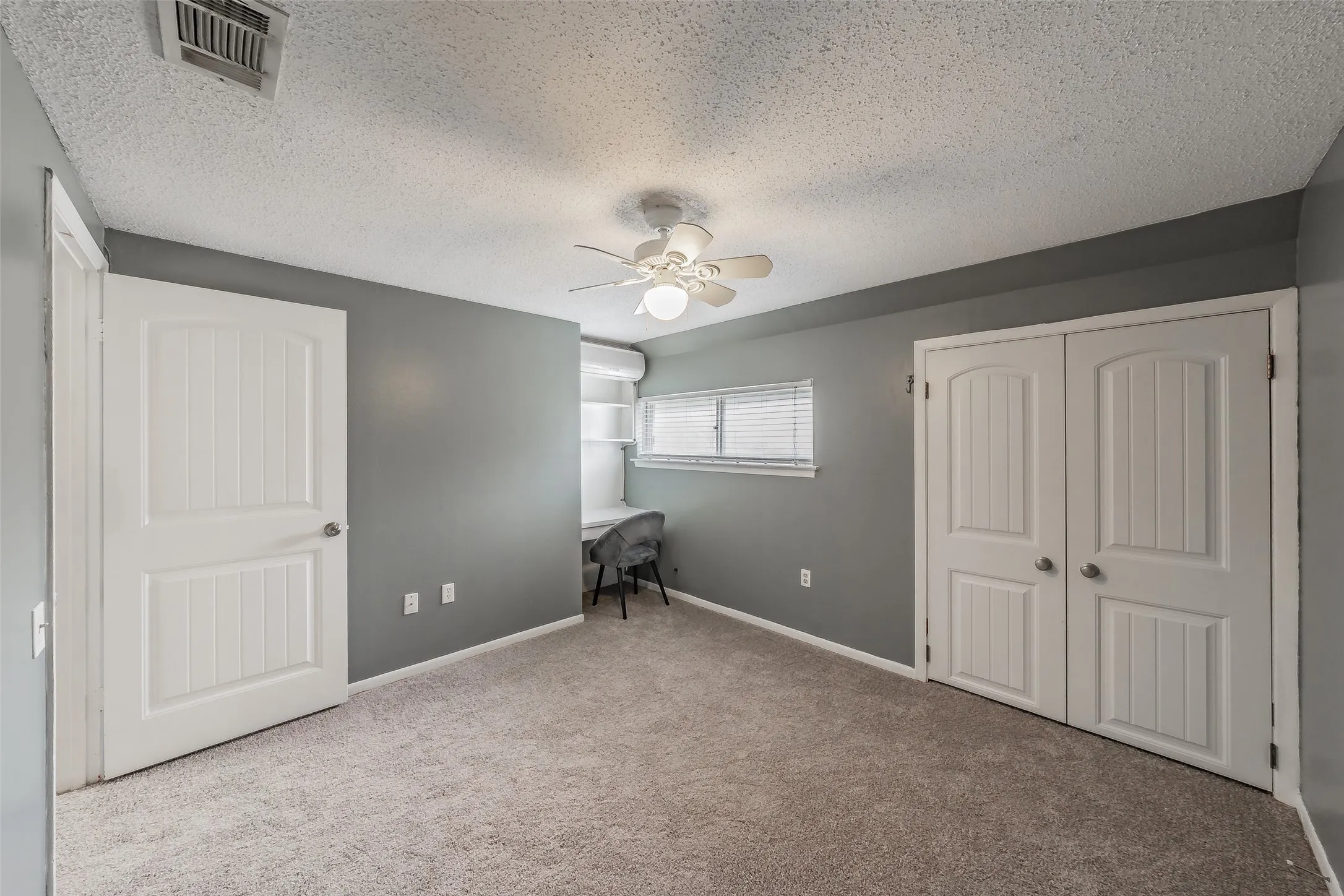 Single Family Residence For Rent in Dallas County , 2821 Cheyenne Street, Irving, Texas 75062, 3 Bedroom, 3 Bathroom, Garage spaces, 1,894 Sqft, built in 1964, mls#21351743, Real Estate Agent in Irving, Homes For Rent in Dallas county, Homes For Rent in Irving, Realtor in Irving Texas, Real Estate Brokerage Independent Realty Texas, Luminita Cordes Realtor