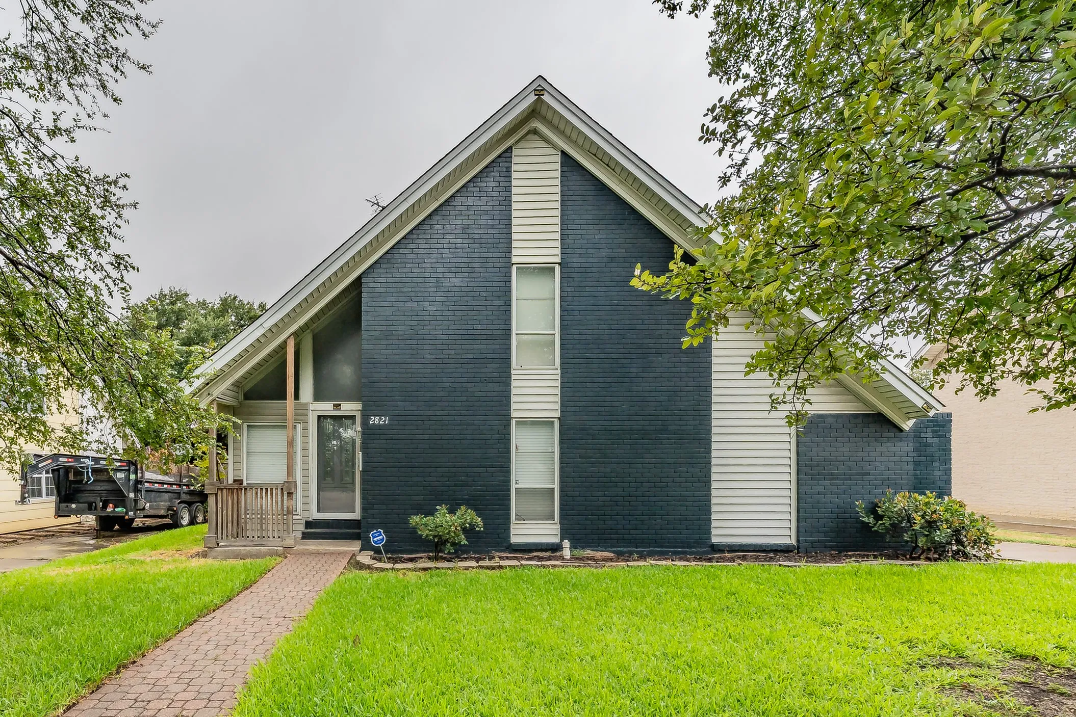 Single Family Residence For Rent in Dallas County , 2821 Cheyenne Street, Irving, Texas 75062, 3 Bedroom, 3 Bathroom, Garage spaces, 1,894 Sqft, built in 1964, mls#21351743, Real Estate Agent in Irving, Homes For Rent in Dallas county, Homes For Rent in Irving, Realtor in Irving Texas, Real Estate Brokerage Independent Realty Texas, Luminita Cordes Realtor
