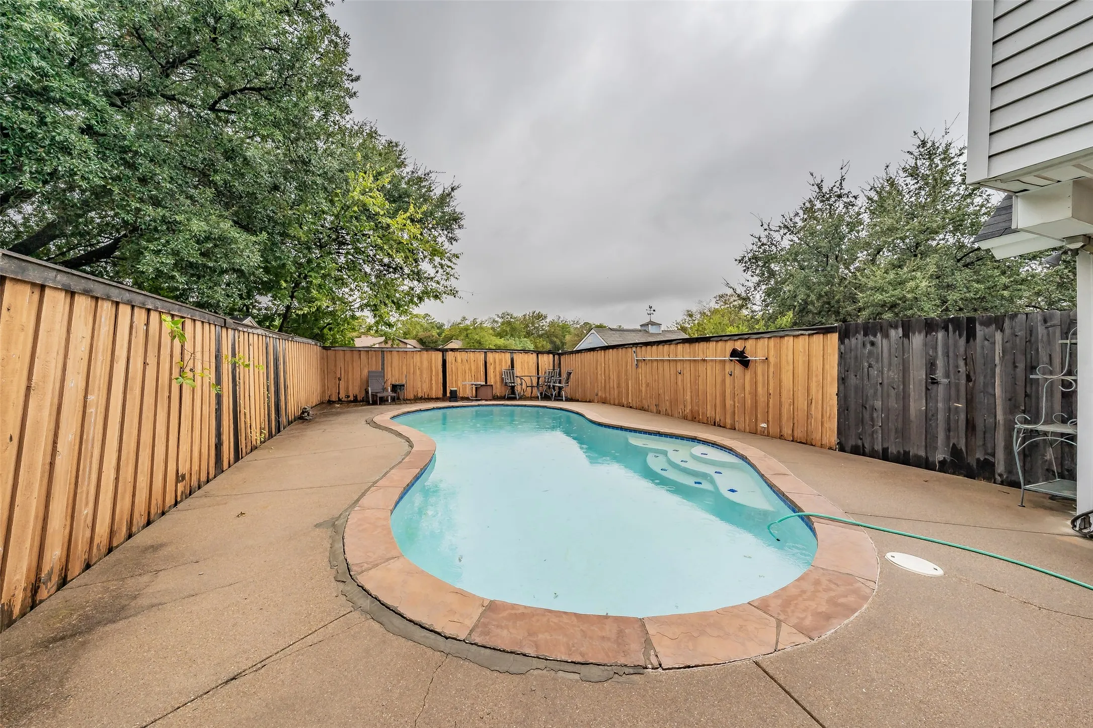 Single Family Residence For Rent in Dallas County , 2821 Cheyenne Street, Irving, Texas 75062, 3 Bedroom, 3 Bathroom, Garage spaces, 1,894 Sqft, built in 1964, mls#21351743, Real Estate Agent in Irving, Homes For Rent in Dallas county, Homes For Rent in Irving, Realtor in Irving Texas, Real Estate Brokerage Independent Realty Texas, Luminita Cordes Realtor