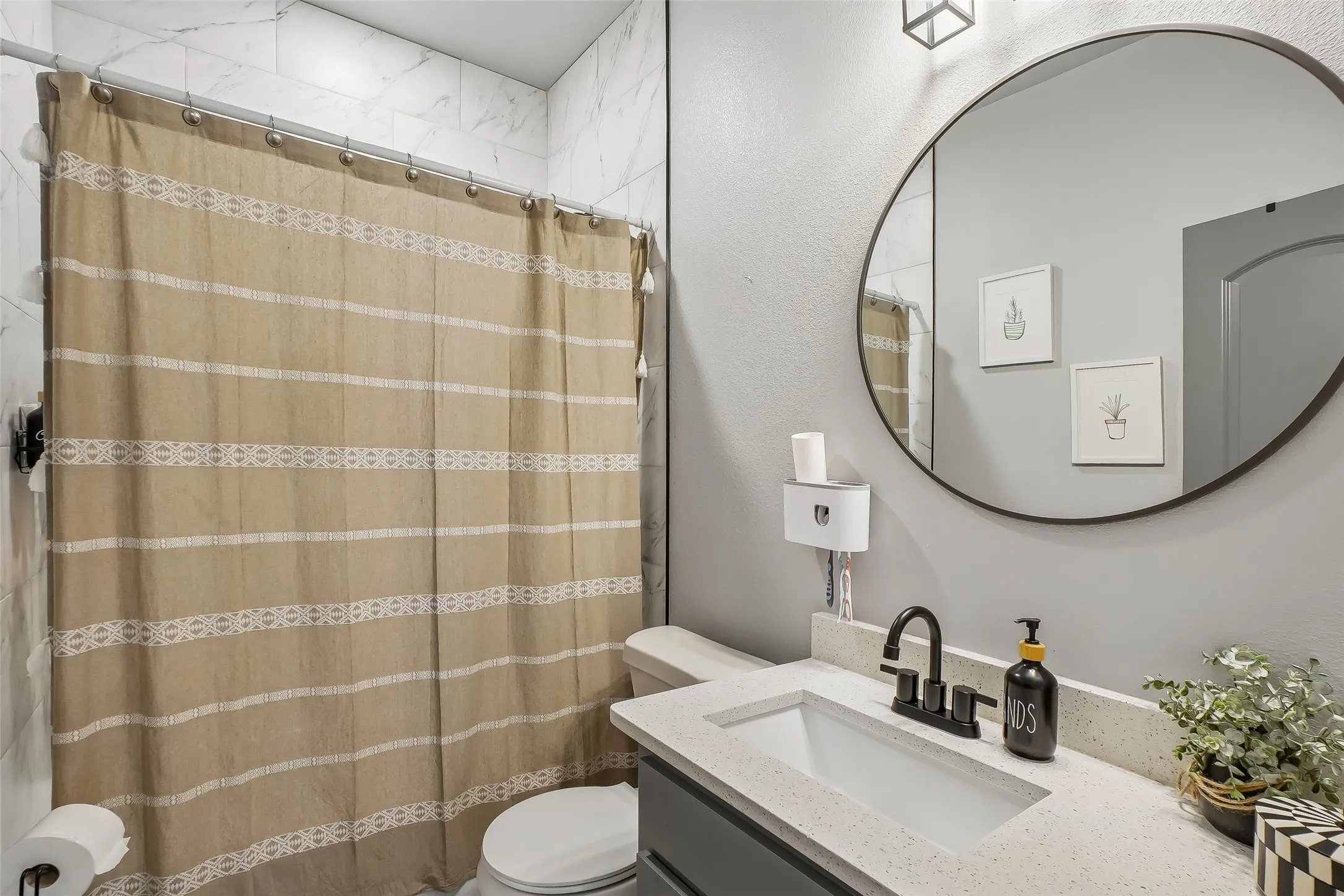 Single Family Residence For Sale in Tarrant County , 3600 Martin Street, Fort Worth, Texas 76119, 4 Bedroom, 3 Bathroom, 2 Garage spaces, 2,095 Sqft, built in 2022, mls#21363074, Real Estate Agent in Fort Worth, Homes For Sale in Tarrant county, Homes For Sale in Fort Worth, Realtor in Fort Worth Texas, Real Estate Brokerage Independent Realty Texas, Luminita Cordes Realtor